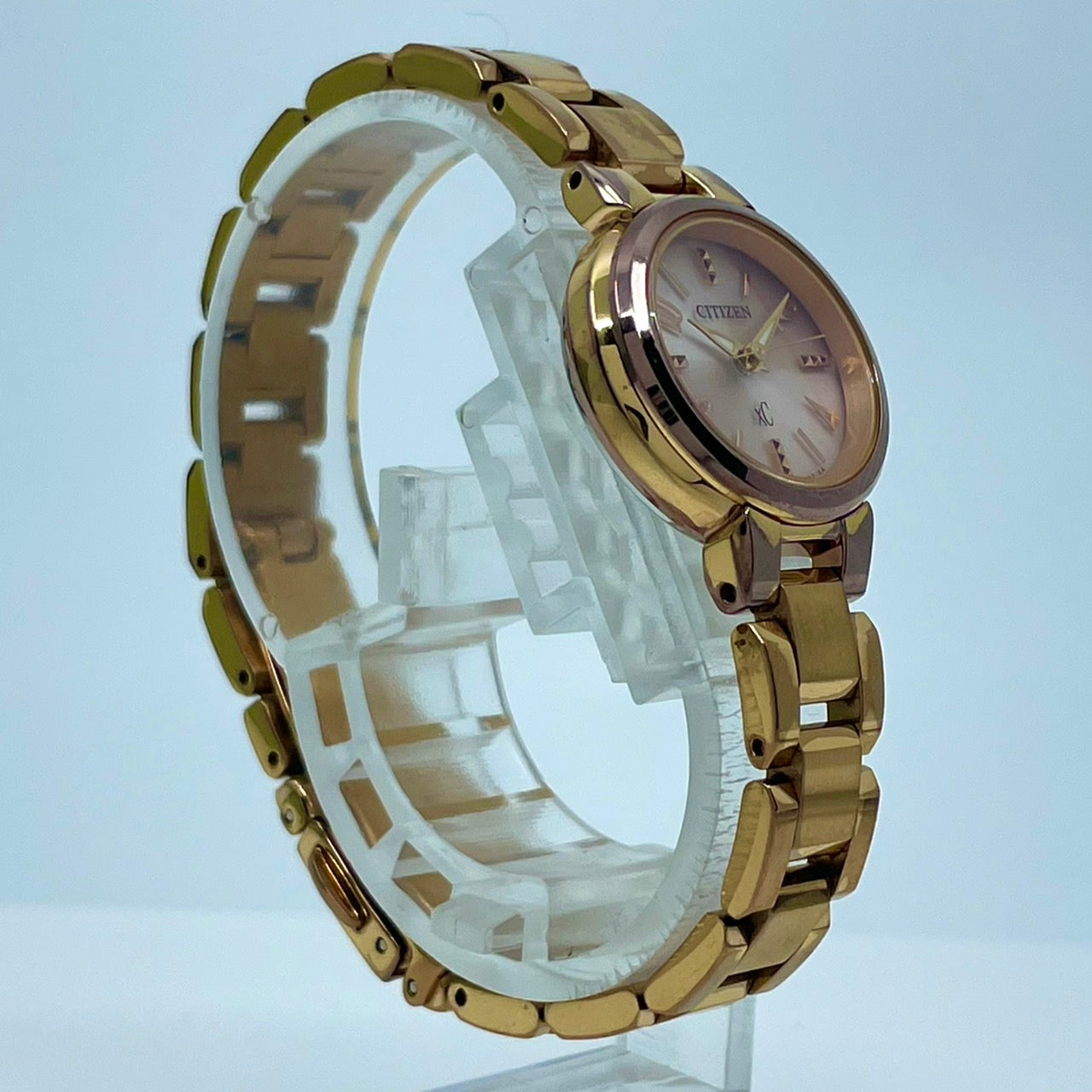 【稼働/美品】シチズン XC クロスシー 腕時計 B036 レディース エコドライブ ソーラー ピンクゴールド ピンク文字盤 ラウンド エレガント ドレスウォッチ クラシック フェミニン ビジネス オフィス ファッションウォッチ クリーニング済 G6