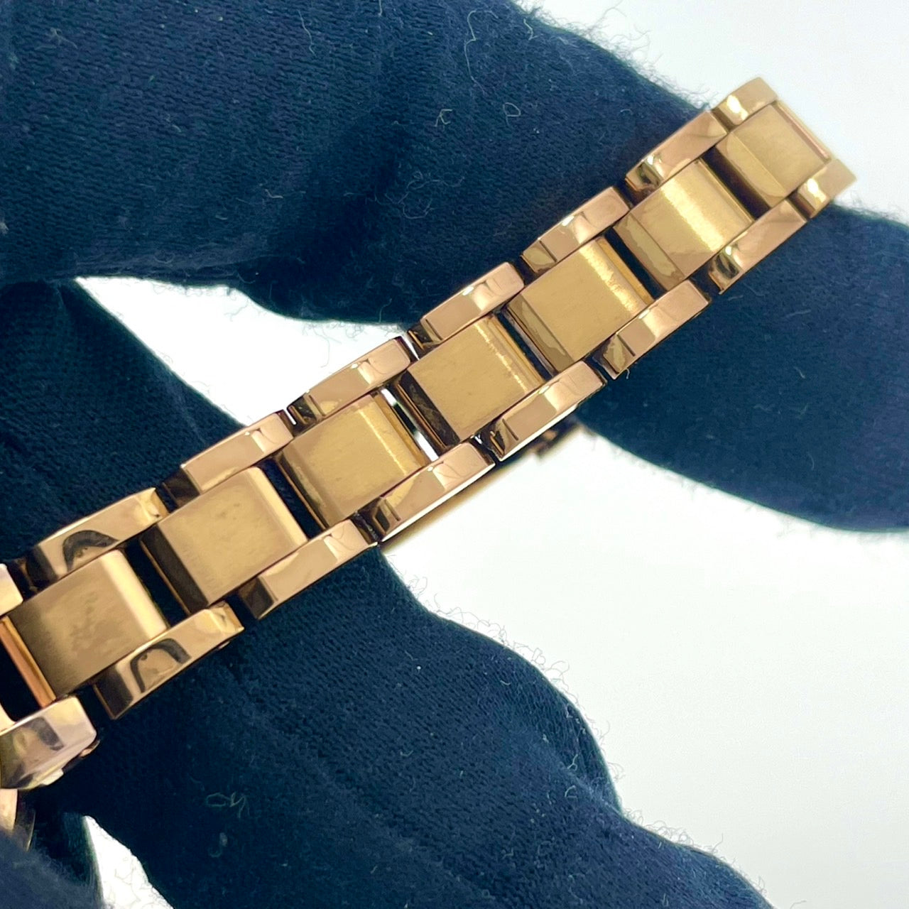 【稼働/美品】シチズン XC クロスシー 腕時計 B036 レディース エコドライブ ソーラー ピンクゴールド ピンク文字盤 ラウンド エレガント ドレスウォッチ クラシック フェミニン ビジネス オフィス ファッションウォッチ クリーニング済 G6