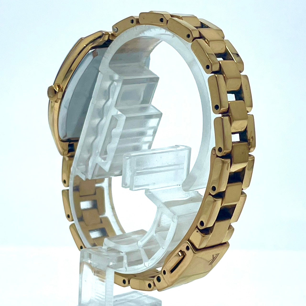 【稼働/美品】セイコー ルキア 腕時計 V137-0CE0 レディース ソーラー デイト表示 ゴールド トノー型 シェル文字盤 白蝶貝 エレガント クラシック ビジネス オフィス ファッションウォッチ クリーニング済 G6