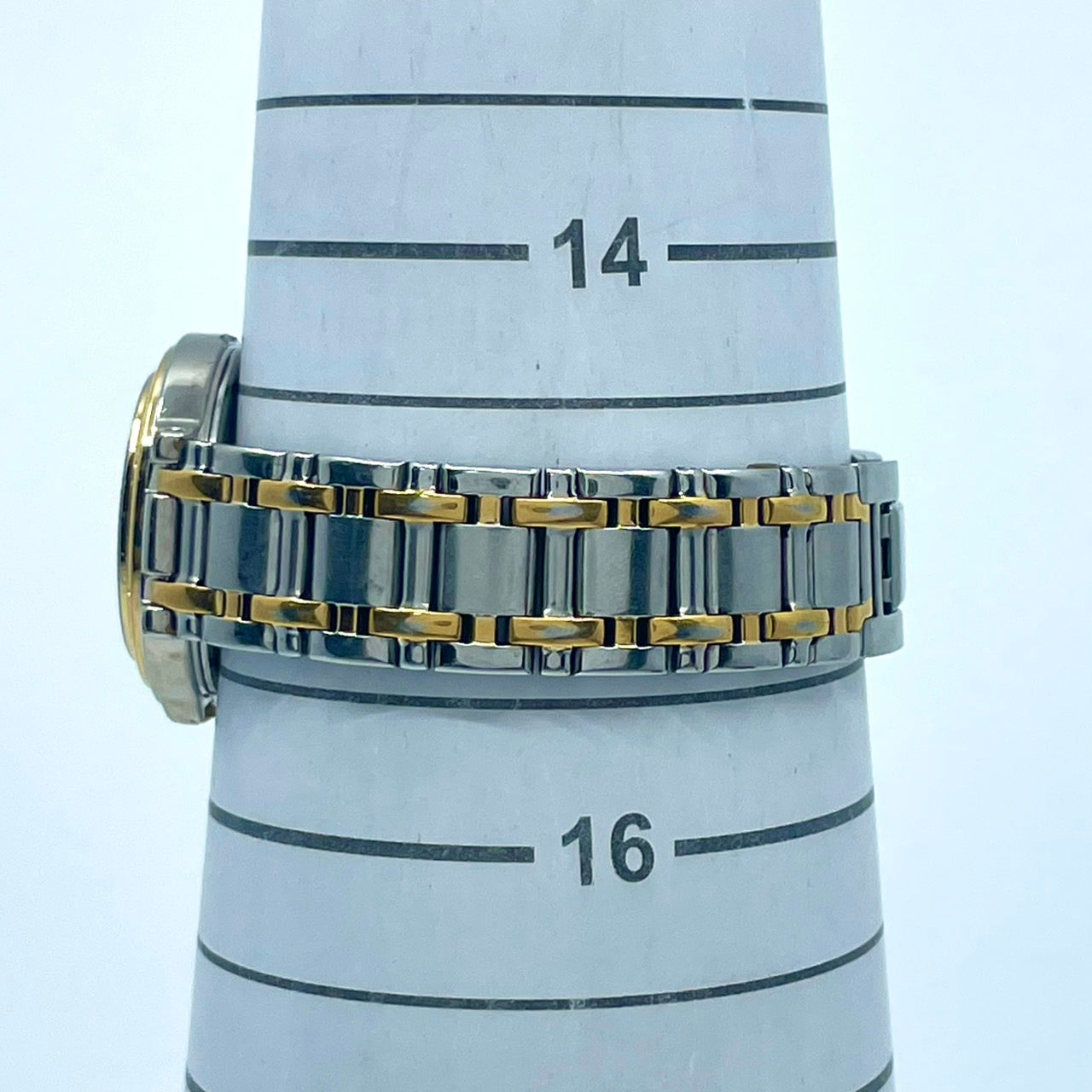 【稼働/美品】セイコー 腕時計 V182-0020 ソーラー レディースウォッチ シルバー ゴールド コンビ シェル文字盤 デイト表示 ローマ数字 ラウンド エレガント クラシック ドレスウォッチ ビジネス クリーニング済 G6