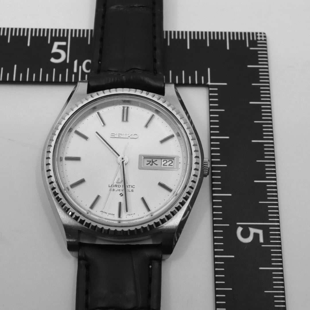 【稼働品/新品ベルト】 seiko セイコー ロードマチック 5606-7080 自動巻き 23石 腕時計 メンズ デイデイト 漢字曜日 シルバー文字盤 フル―テッドベゼル ビンテージ アンティーク クラシック ドレスウォッチ クリーニング済 G1