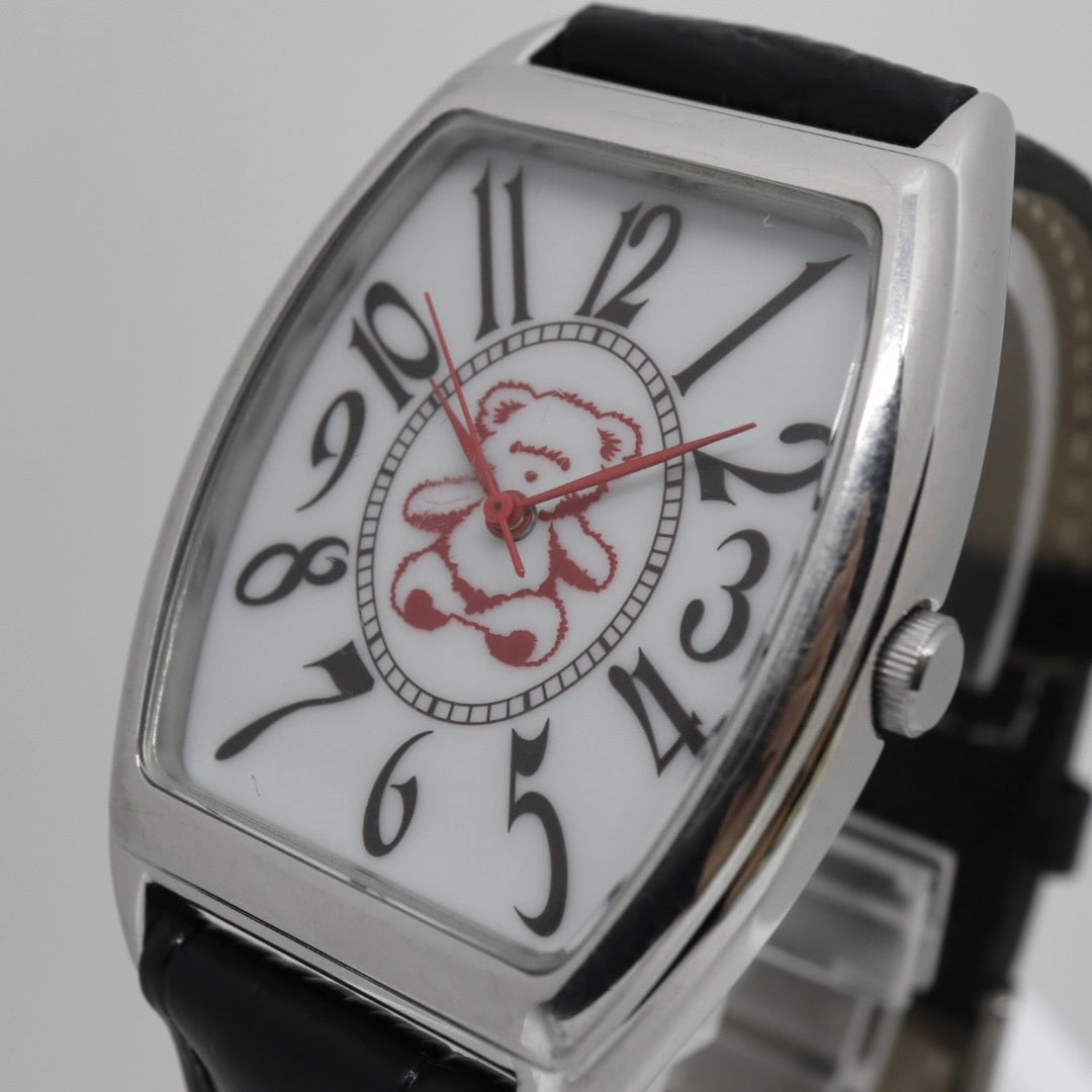 希少 CITIZEN シチズン 熊 クマ ベア ウオッチ 腕時計 白文字盤 トノー型 E031-9057544 限定 高島屋 記念モデル アナログ メンズ レディース G1