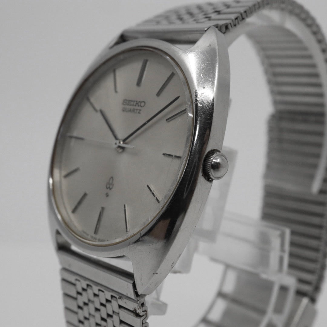 セイコー SEIKO シャリオ 腕時計 7830-8000 メンズ シルバー文字盤 クォーツ ヴィンテージ ビジネス カジュアル アンティーク G1