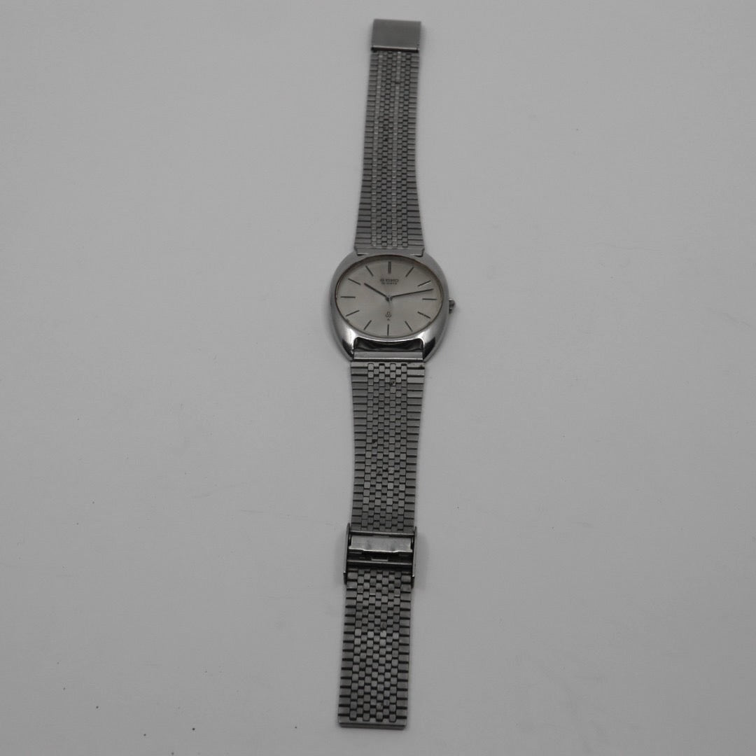 セイコー SEIKO シャリオ 腕時計 7830-8000 メンズ シルバー文字盤 クォーツ ヴィンテージ ビジネス カジュアル アンティーク G1
