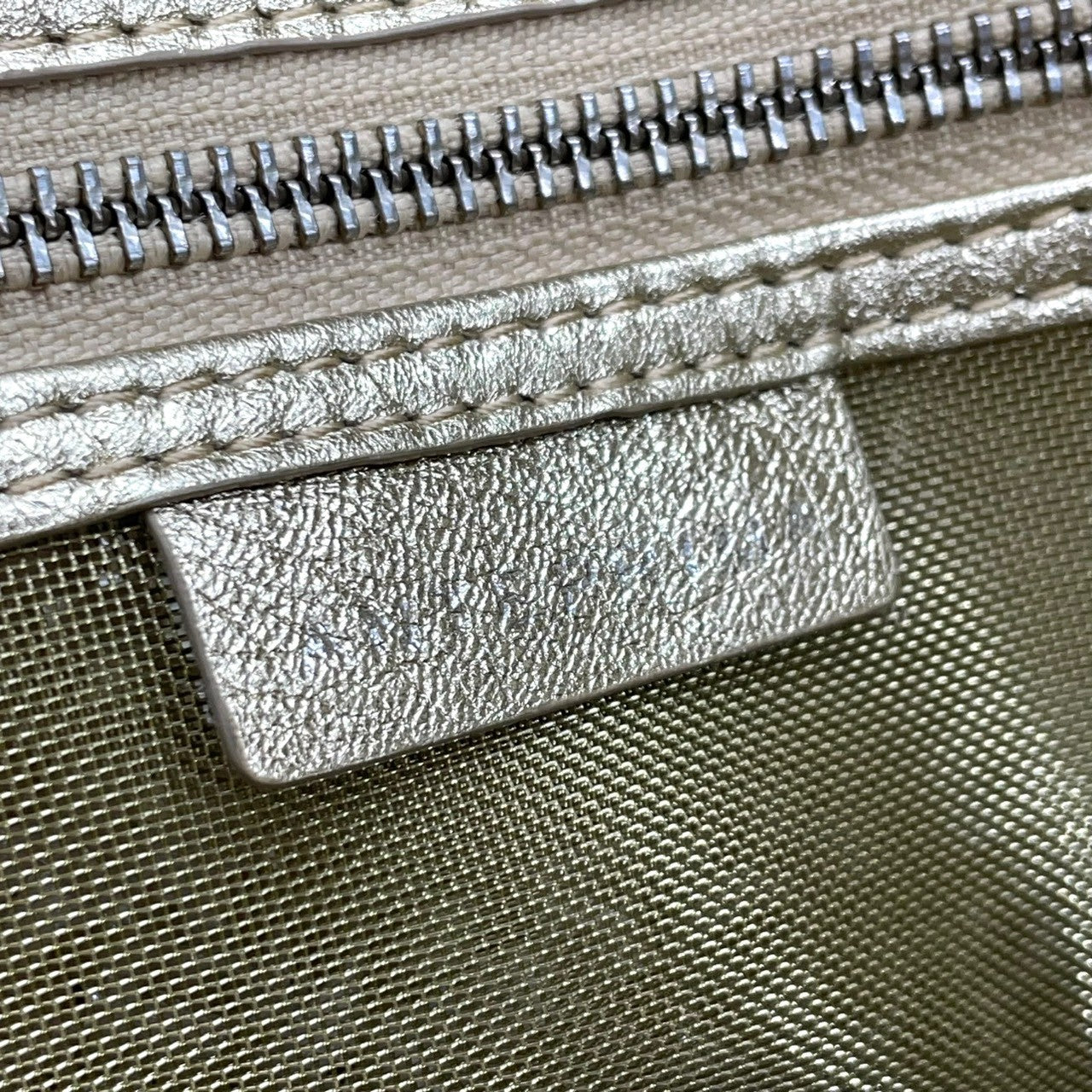 美品 アンテプリマ ANTEPRIMA ワイヤーバッグ トートバッグ ハンドバッグ バイカラー グリーン シルバー系 PVCワイヤー キラキラ 手編み レディース エレガント フェミニン パーティーバッグ デイリーユース 大容量 クリーニング済み s39