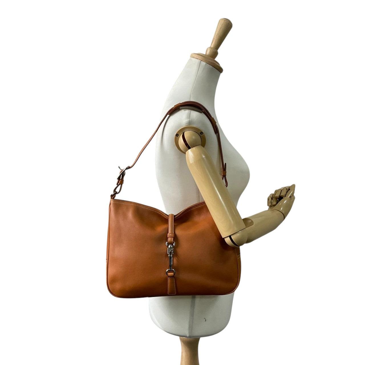 COACH コーチ ショルダーバッグ 7778 ハンドバッグ レザー ブラウン キャメル レディース 肩掛け可 ワンショルダー クラシック ビンテージ エレガント シンプル デイリーユース 通勤 通学 人気モデル クリーニング済み s38