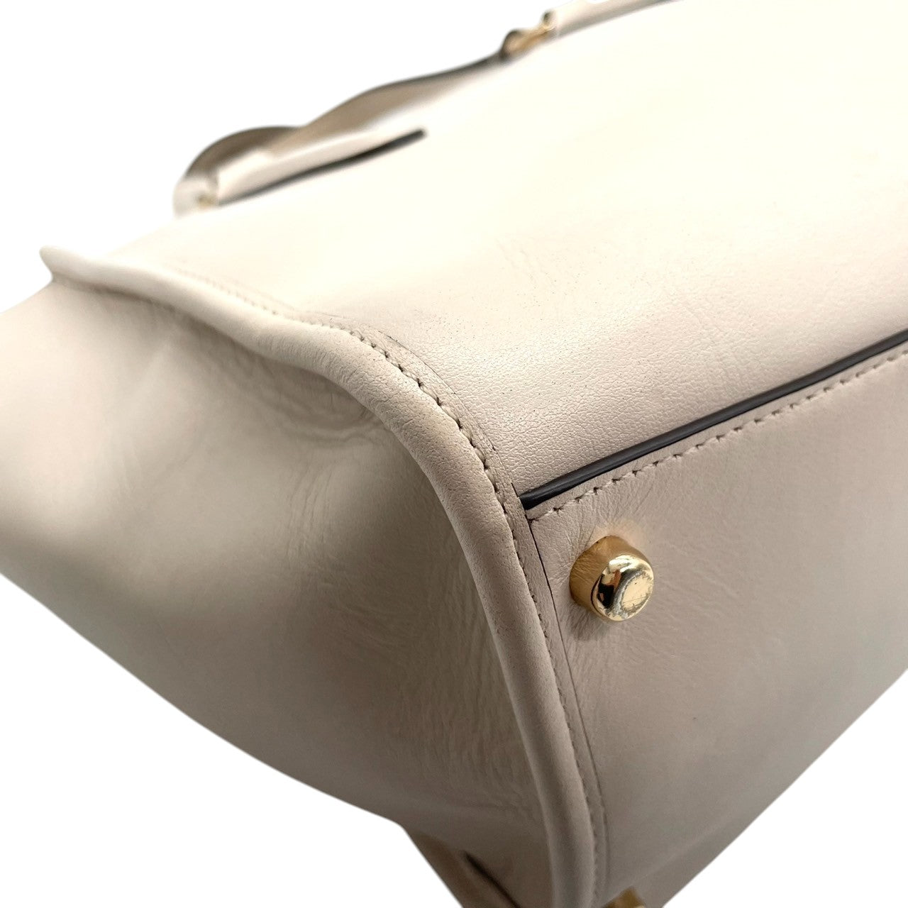 COACH コーチ 2WAYバッグ 37703 チャーリーキャリーオール ハンドバッグ ショルダーバッグ レザー アイボリー ティーローズ フラワー スタッズ レディース 斜め掛け可 フェミニン エレガント デイリーユース 人気モデル クリーニング済み s38