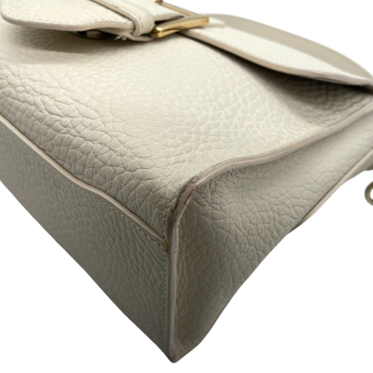 FURLA フルラ ハンドバッグ ショルダーバッグ 2WAY ワンショルダー 斜め掛け可 自立可 レザー 本革 アイボリー ゴールド金具 バックル フラップ式 レディース エレガント クラシック フォーマル ビジネス デイリーユース クリーニング済み s28