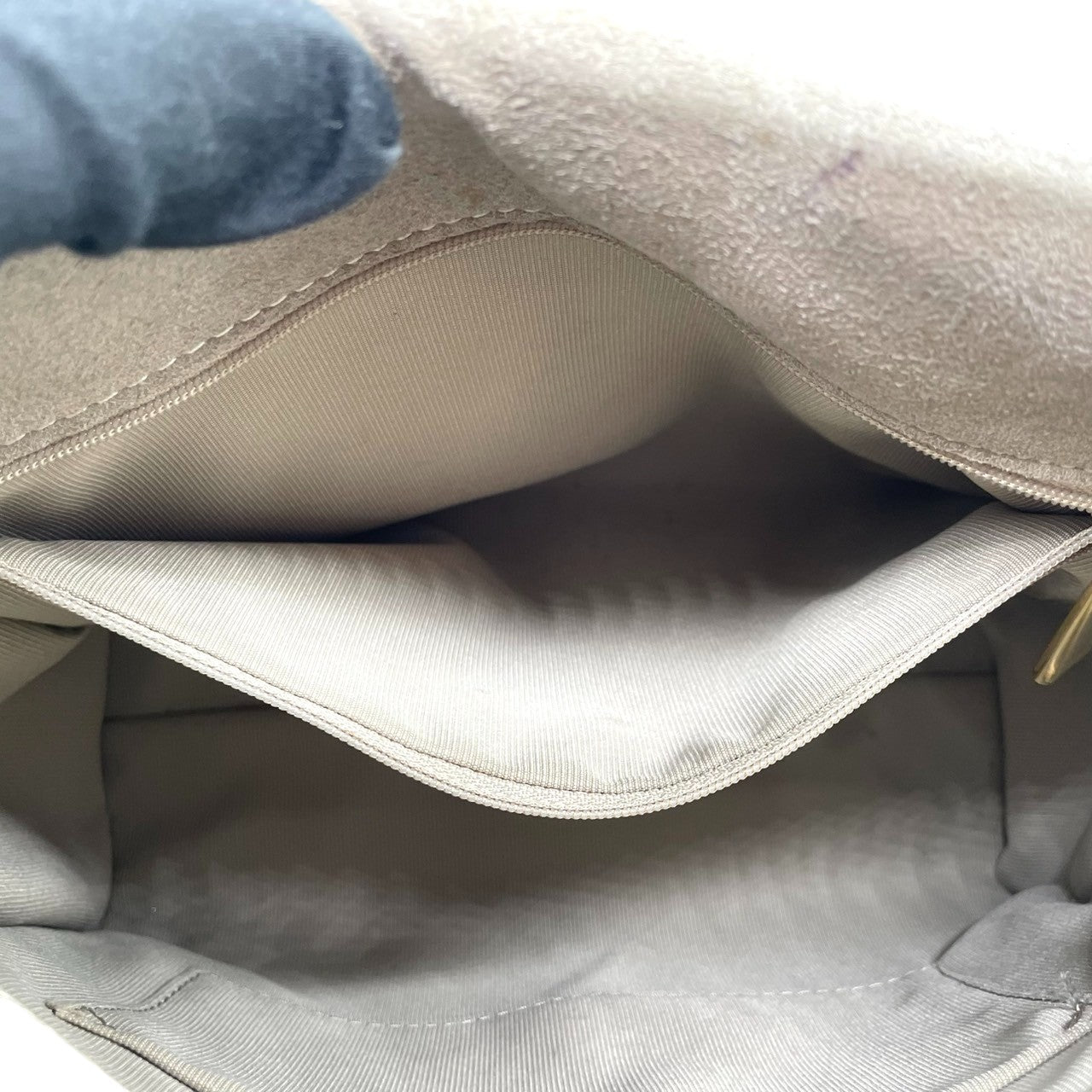 FURLA フルラ ハンドバッグ ショルダーバッグ 2WAY ワンショルダー 斜め掛け可 自立可 レザー 本革 アイボリー ゴールド金具 バックル フラップ式 レディース エレガント クラシック フォーマル ビジネス デイリーユース クリーニング済み s28