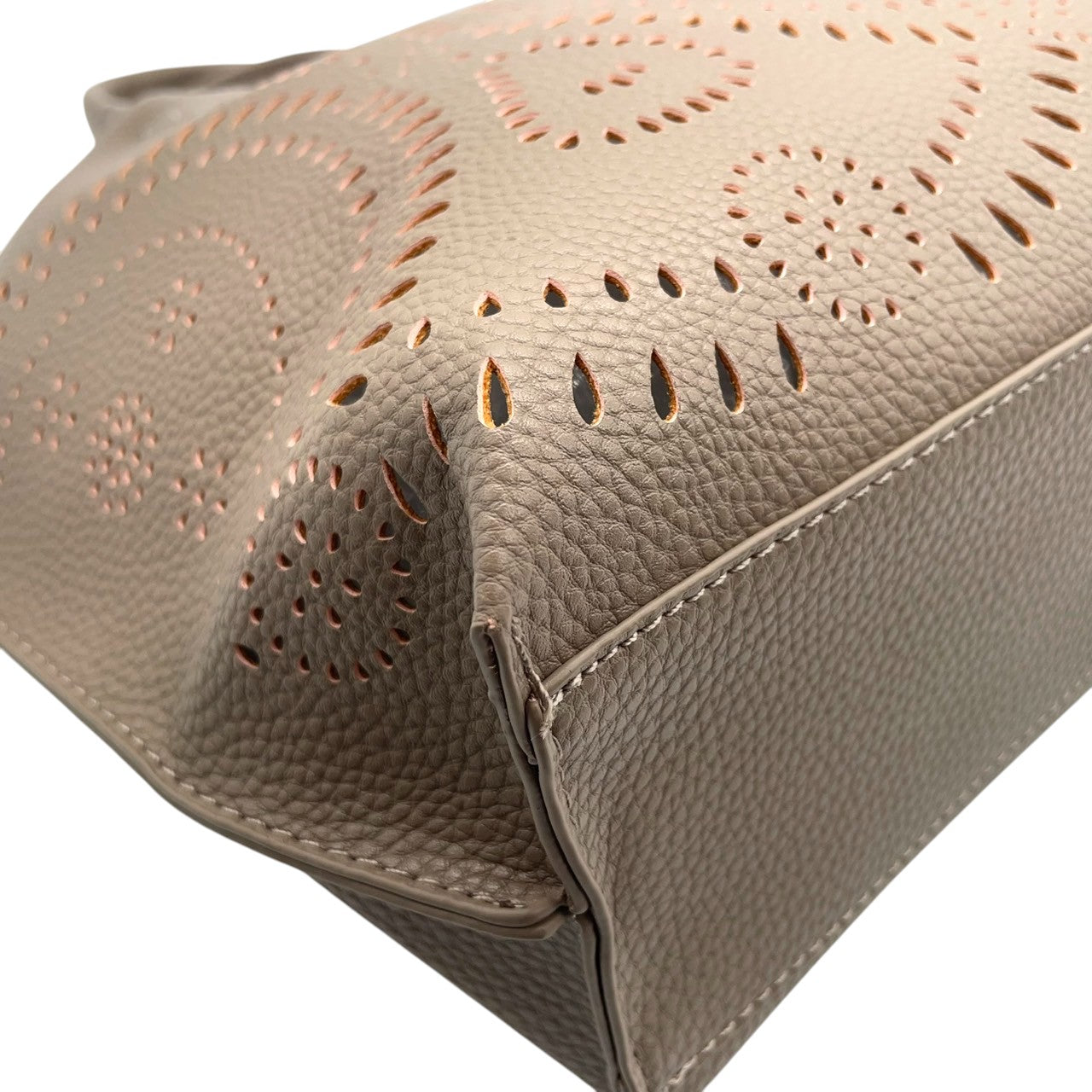 【美品】Vittorio Godi ヴィットリオゴーディ ハンドバッグ トートバッグ 本革 レザー シボ革 グレー グレージュ系 ワールドマップ ロゴ型押し レディース エレガント カジュアル デイリーユース 人気モデル クリーニング済み s95