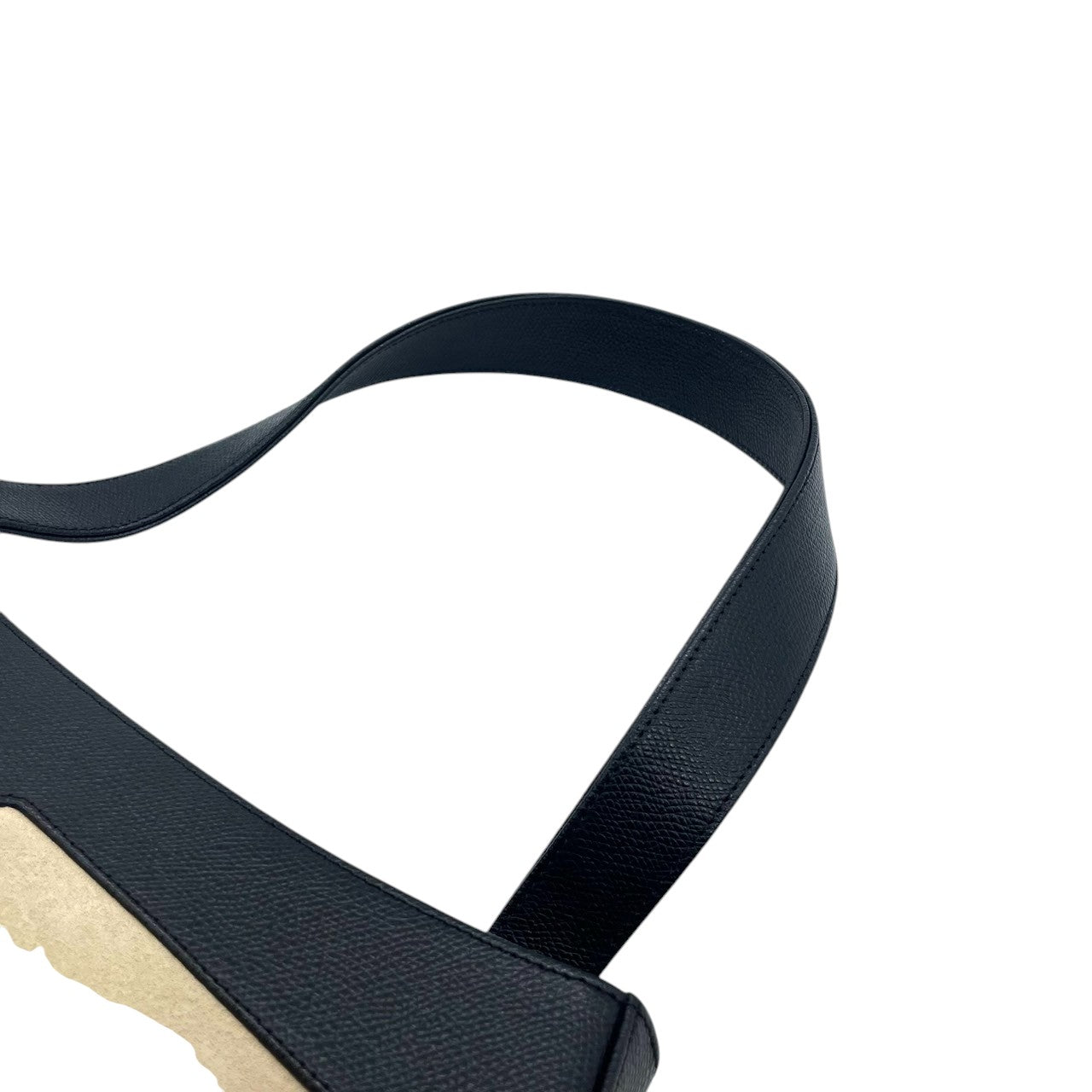 【美品】LE TANNEUR ルタヌア ショルダーバッグ ワンショルダー バゲットバッグ スエード レザー バイカラー T字デザイン ブラック ベージュ レディース エレガント クラシック フランスブランド クリーニング済み u3