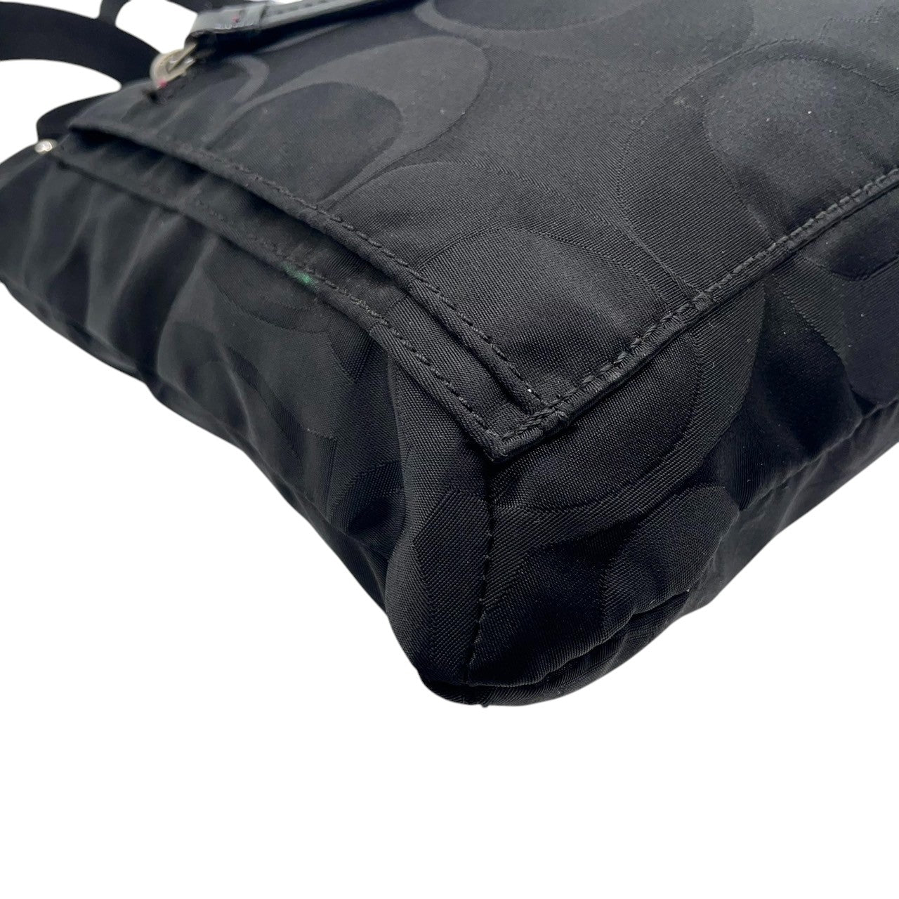 【COACH】コーチ ショルダーバッグ F77408 クロスボディ 斜め掛け可 シグネチャー オプアート キャンバス ナイロン ブラック 黒 軽量 カジュアル レディース メンズ ユニセックス 人気モデル クリーニング済み u3