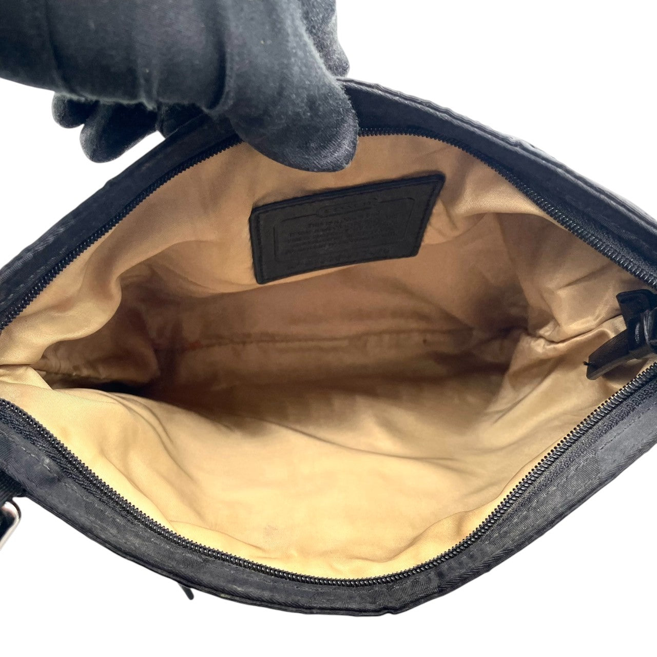 【COACH】コーチ ショルダーバッグ F77408 クロスボディ 斜め掛け可 シグネチャー オプアート キャンバス ナイロン ブラック 黒 軽量 カジュアル レディース メンズ ユニセックス 人気モデル クリーニング済み u3