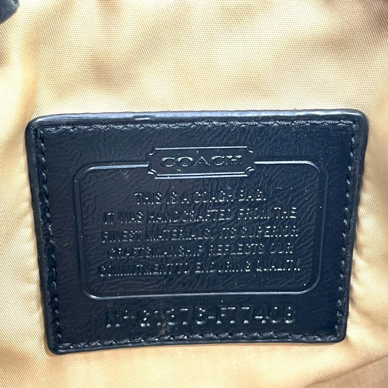 【COACH】コーチ ショルダーバッグ F77408 クロスボディ 斜め掛け可 シグネチャー オプアート キャンバス ナイロン ブラック 黒 軽量 カジュアル レディース メンズ ユニセックス 人気モデル クリーニング済み u3