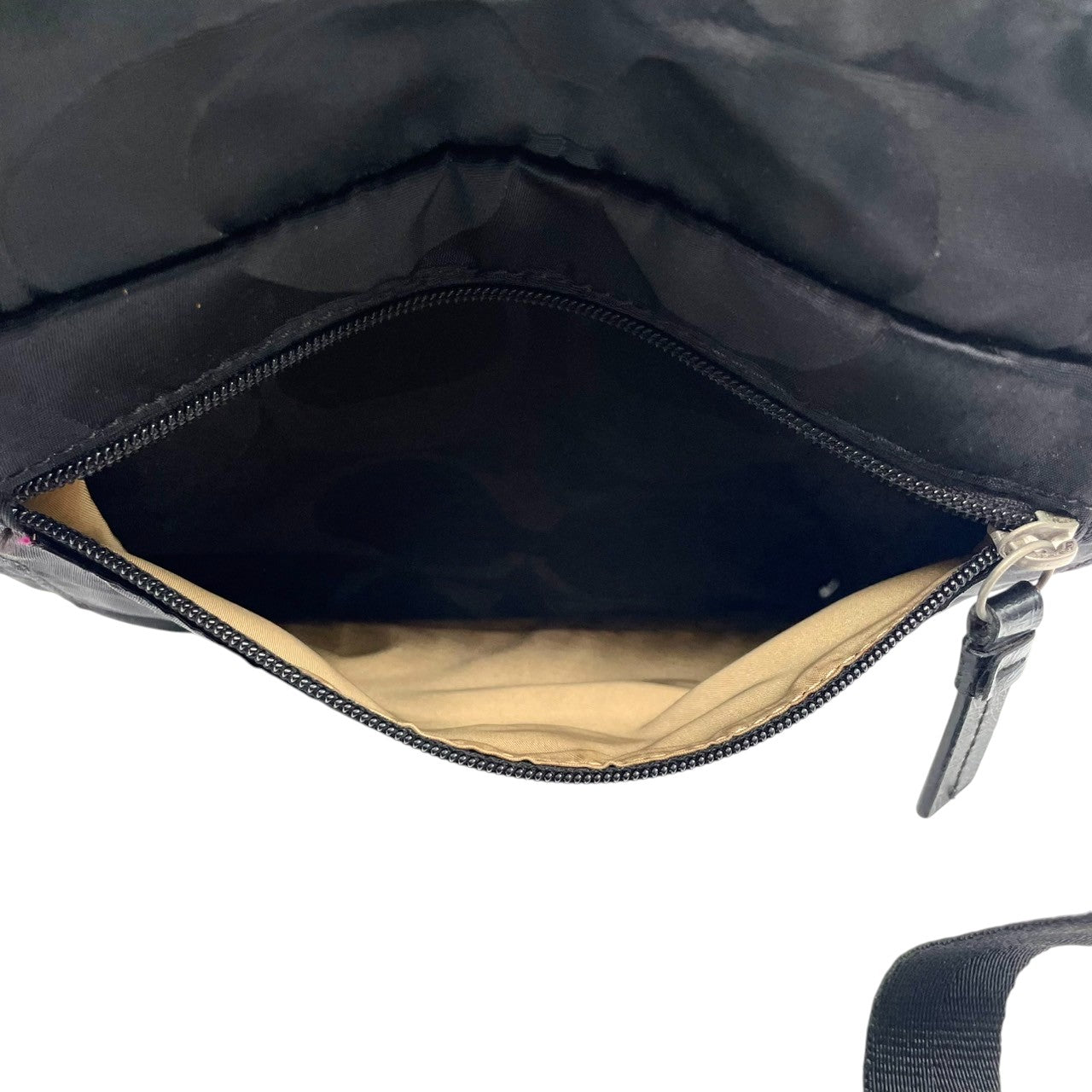 【COACH】コーチ ショルダーバッグ F77408 クロスボディ 斜め掛け可 シグネチャー オプアート キャンバス ナイロン ブラック 黒 軽量 カジュアル レディース メンズ ユニセックス 人気モデル クリーニング済み u3