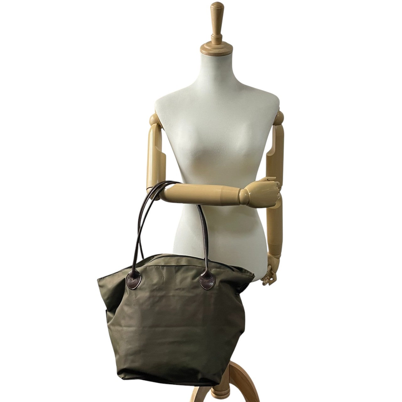 Herve Chapelier エルベシャプリエ 舟形 トートバッグ Lサイズ ワンショルダー A4収納可 大容量 ナイロン レザーハンドル カーキ ブラウン レディース メンズ ユニセックス 定番人気モデル フランス製 クリーニング済み s1