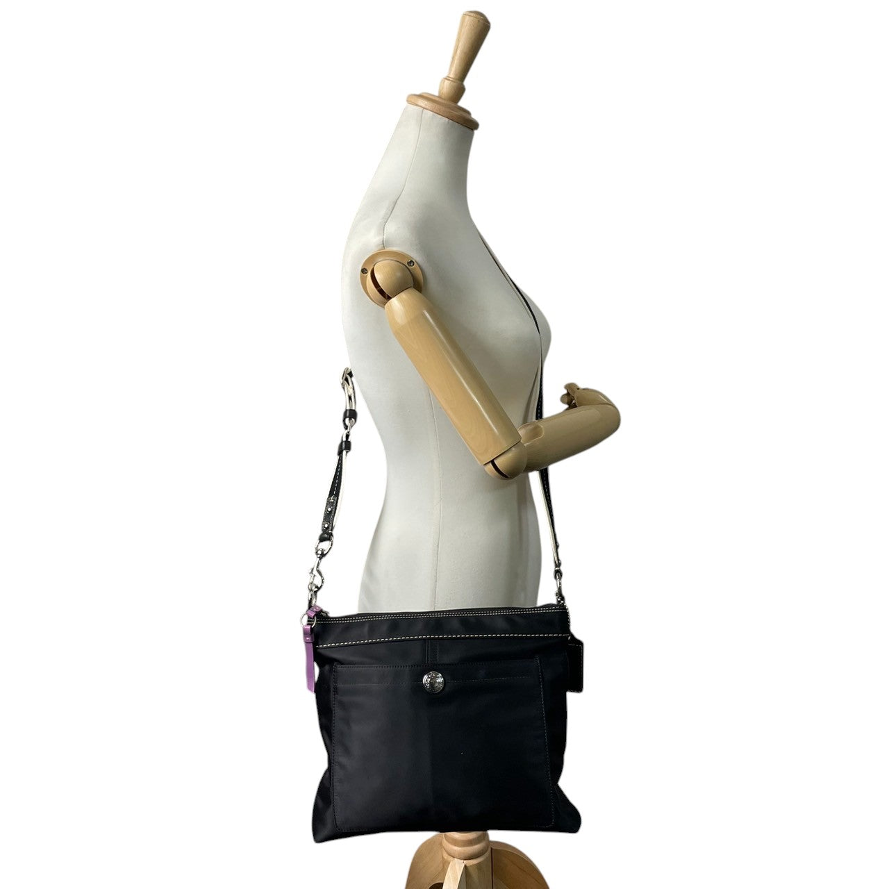 【COACH】コーチ ショルダーバッグ F13329 クロスボディ 斜め掛け可 A4収納可 ナイロン レザー ブラック 黒 軽量 カジュアル レディース メンズ ユニセックス 通勤通学 デイリーユース 旅行 サブバッグ 定番人気モデル クリーニング済み s1