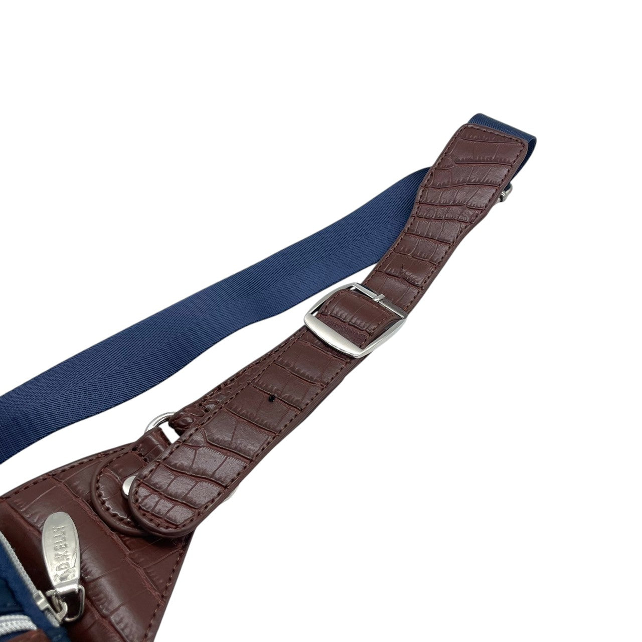 【美品】D.KELLY ディーケリー ボディバッグ ウエストバッグ スリングバッグ ワンショルダー 斜め掛け 型押しレザー ナイロン バイカラー ネイビー ブラウン メンズ レディース ユニセックス 軽量 スタイリッシュ 人気モデル クリーニング済み s1