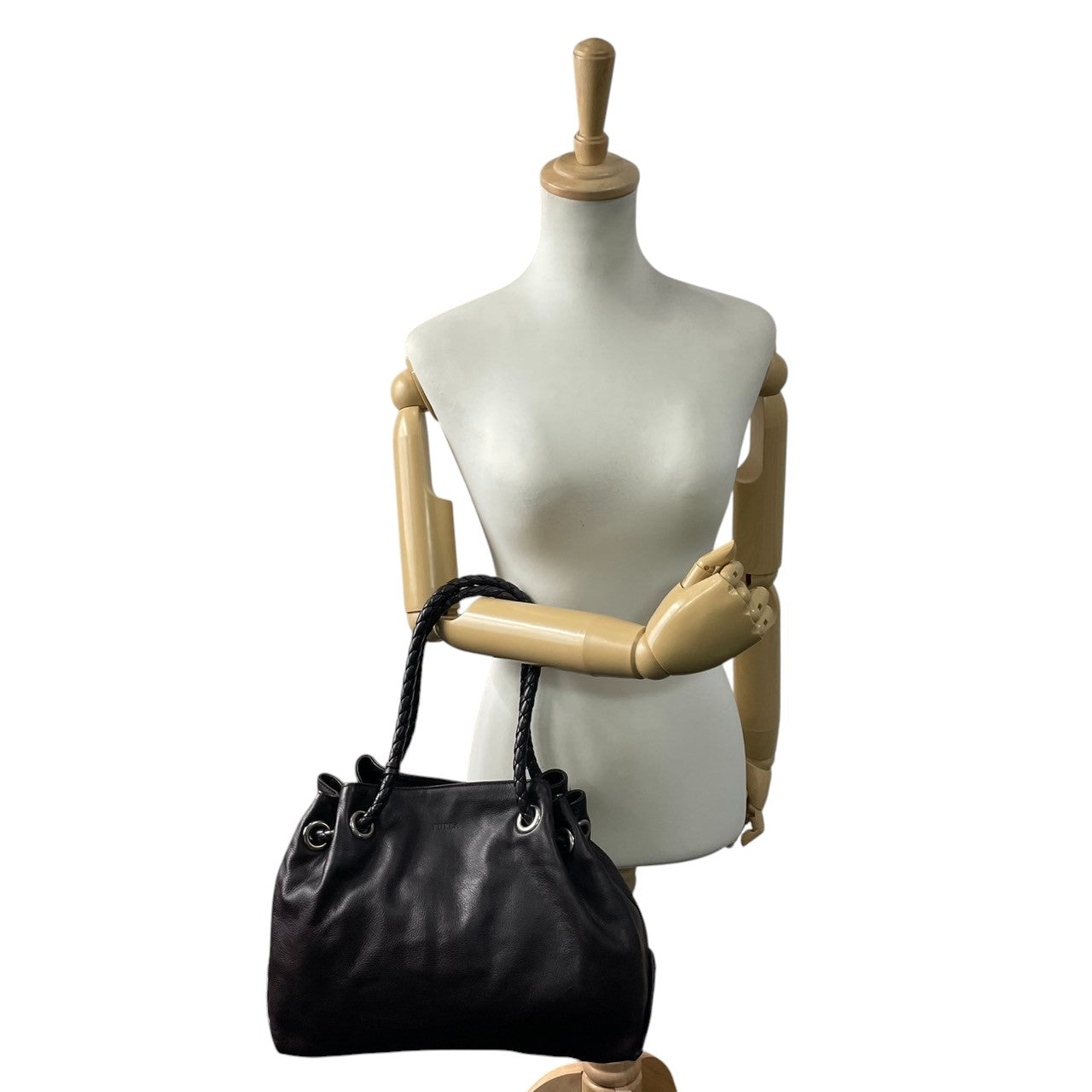 FURLA フルラ カルメン トートバッグ ワンショルダー A4収納可 大容量 本革 レザー シボ革 編み込みハンドル ダークブラウン こげ茶 レディース エレガント ビジネス 通勤通学 イタリア製 人気モデル クリーニング済み s1