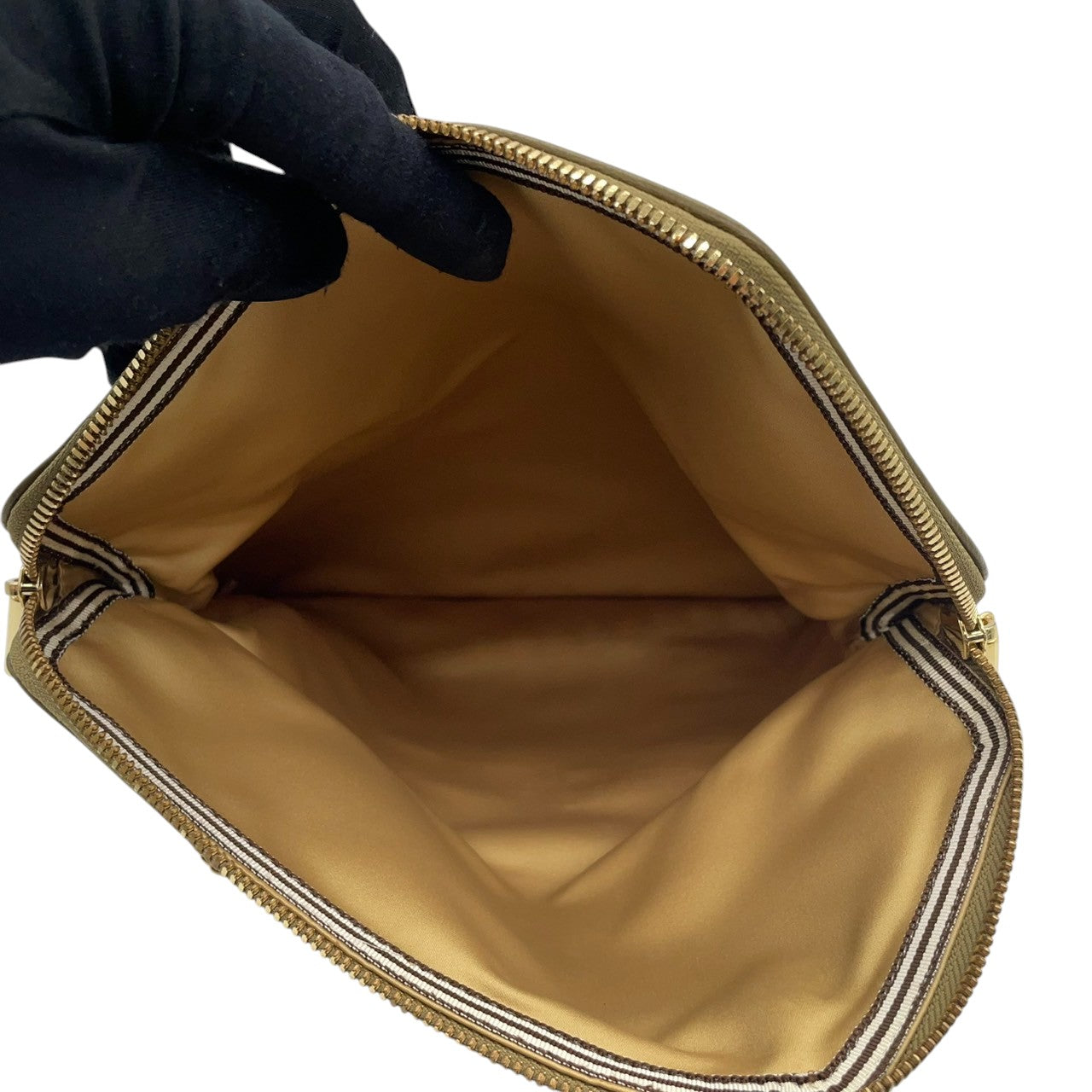 【美品】Henri Bendel ヘンリベンデル 2WAY ショルダーバッグ クラッチバッグ チェーンショルダー パンチングレザー カーキ グリーン系 ゴールド金具 レディース エレガント スタイリッシュ パーティー 人気モデル クリーニング済み s7