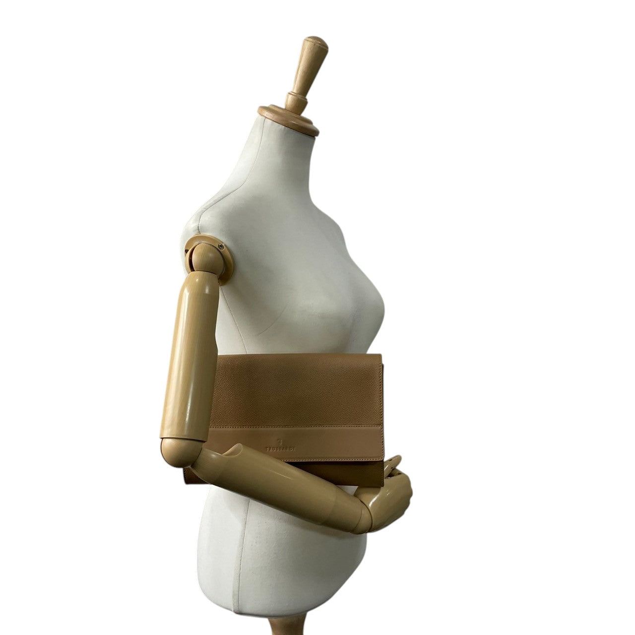 【TRUSSARDI】トラサルディ クラッチバッグ セカンドバッグ PVC レザー ベージュ系 ロゴ型押し イタリア製 メンズ レディース ユニセックス フォーマル ビジネス ヴィンテージ スタイリッシュ 上品 クリーニング済み s7