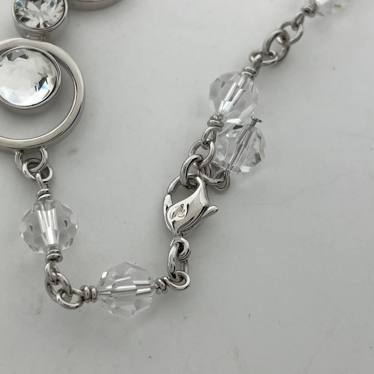 SWAROVSKI スワロフスキー Crystal Bracelet クリスタル ブレスレット バングル ラウンドカット シルバーカラー W6