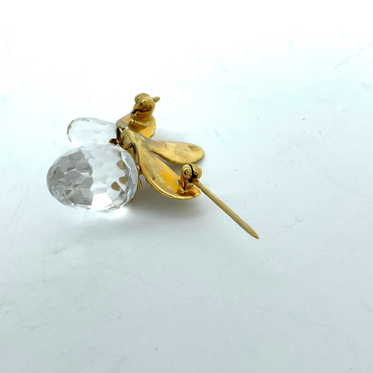 スワロフスキー クリスタルメモリーズ ピンブローチ ストロベリー イチゴモチーフ オブジェ 金 ゴールド×クリア SWAROVSKI Crystal Memories W6