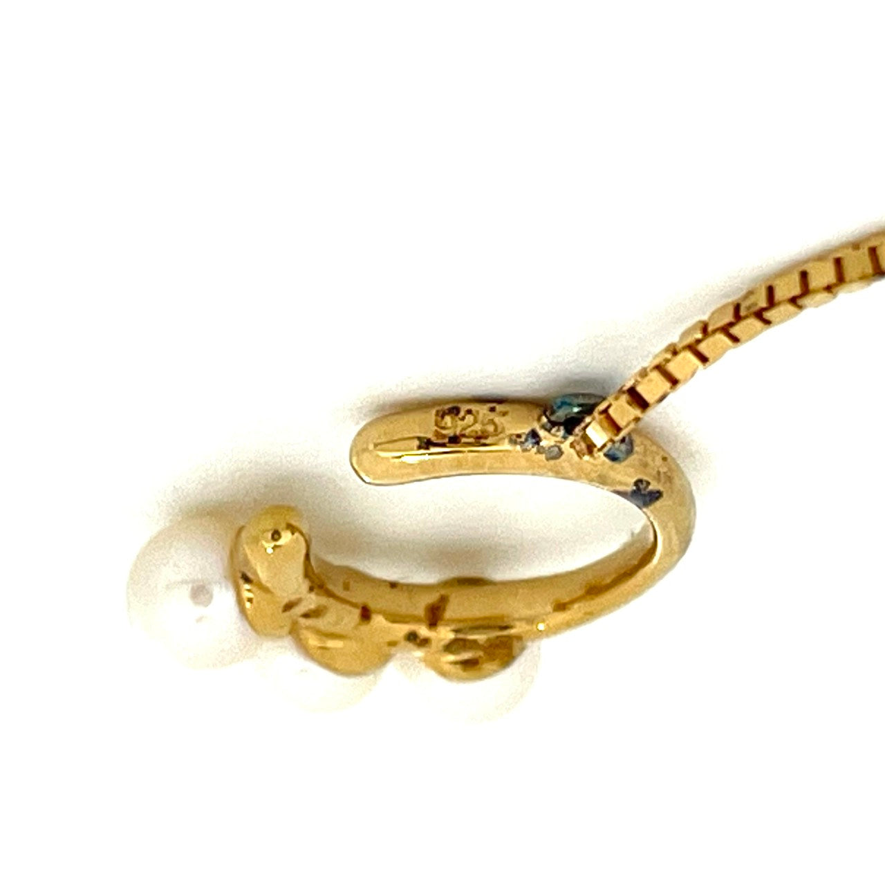 ete エテ イヤリング パール×ゴールドチェーン ロング パール 3連 上品 シンプル W6