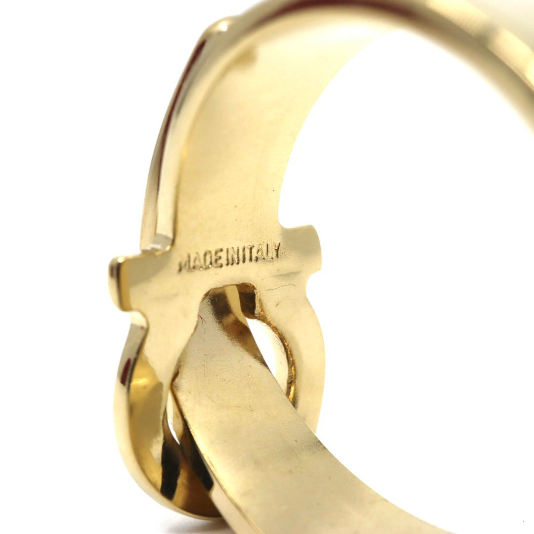 美品 フェラガモ Ferragamo ガンチーニ スカーフリング ゴールドカラー 金 ロゴ刻印 メタル アクセサリー レディース I8