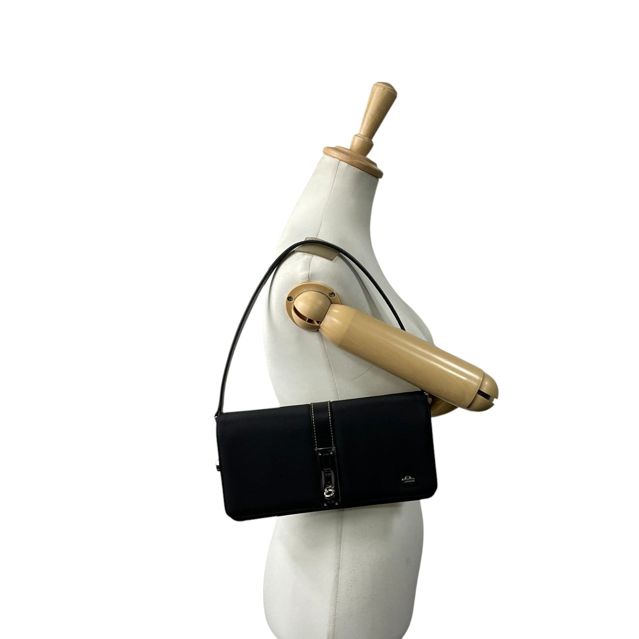 【未使用級／極美品】ラバガジェリー ターンロック ワンショルダー ハンドバッグ ナイロン レザー ブラック レディース 肩掛け可 フラップバッグ LA BAGAGERIE フォーマル エレガント フランス パリ 上品デザイン U1