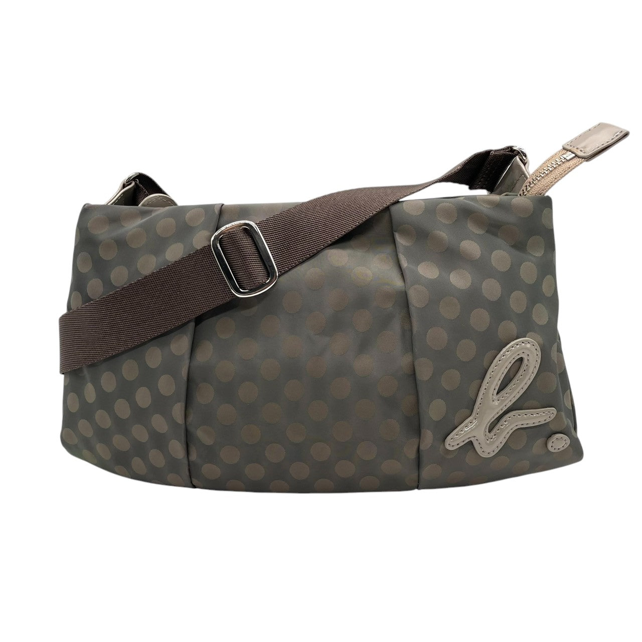 アニエスベーボヤージュ ショルダーバッグ ナイロン パテントレザー ドット柄 グレー カーキ レディース agnes b. VOYAGE 斜め掛け可 クロスボディ b.ロゴ 軽量 水玉模様 エレガント カジュアル U1