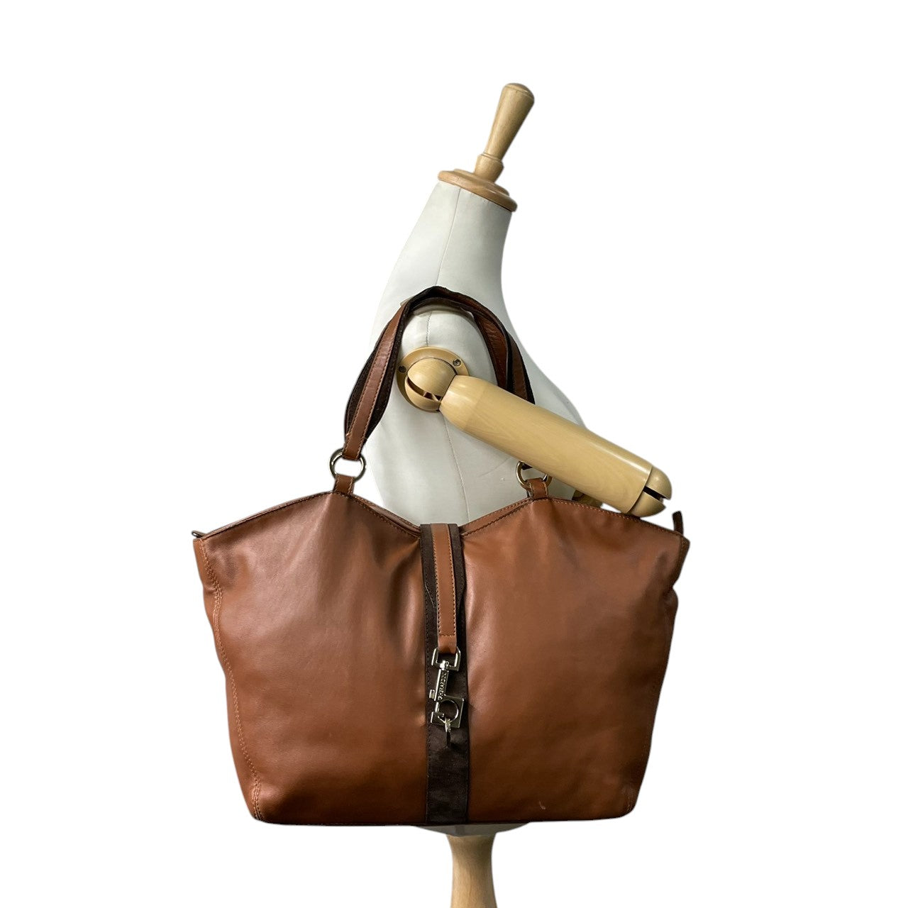 ゲラルディーニ トートバッグ ワンショルダー A4収納可 大容量 肩掛け イタリア製 レザー 本革 スエード ブラウン レディース 通勤 通学 ビジネス オフィス きれいめ ハンドバッグ エレガント クラシック ロゴクラスプ u14