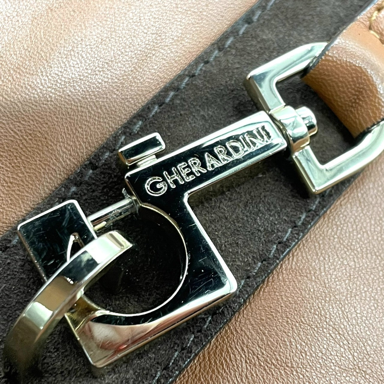 ゲラルディーニ トートバッグ ワンショルダー A4収納可 大容量 肩掛け イタリア製 レザー 本革 スエード ブラウン レディース 通勤 通学 ビジネス オフィス きれいめ ハンドバッグ エレガント クラシック ロゴクラスプ u14