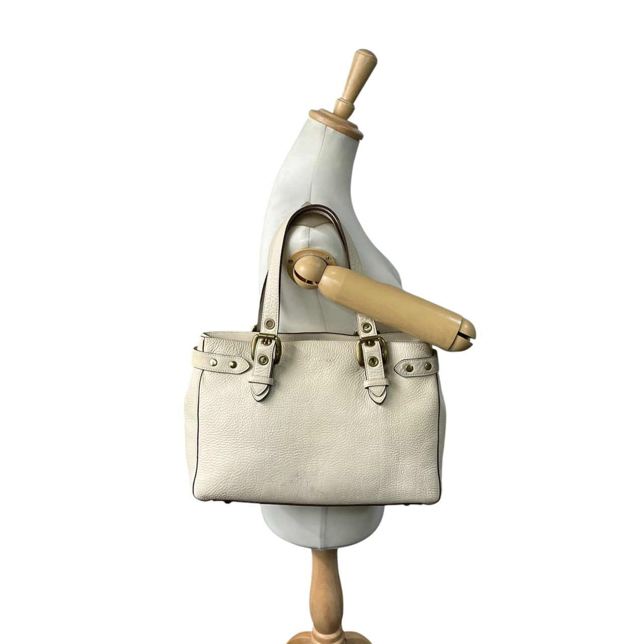 【良品】J&M DAVIDSON ジェイアンドエムデヴィッドソン ハンドバッグ トートバッグ レザー 本革 ホワイト 白 アイボリー ゴールド金具 ベルトデザイン 自立可 かばん 鞄 レディース スペイン製 カジュアル フォーマル メンテナンス済み U14