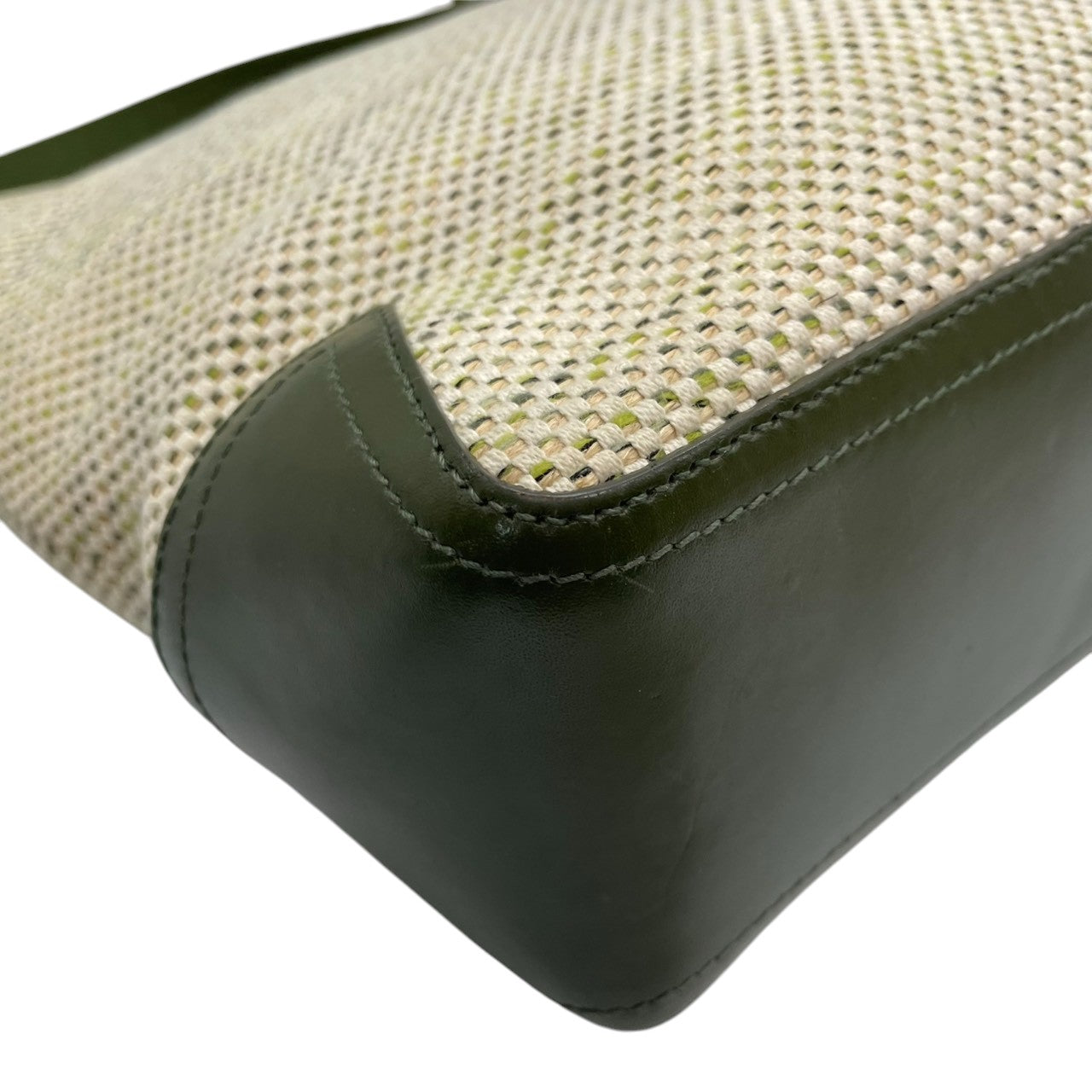 ハンティングワールド ヴィンテージ クラシック エレガント ドレスショルダーバッグ 斜め掛け可 グリーン キャンバス レザー ゴールド金具 大容量 ワンショルダー 上品 高級 人気 定番 旅行 U11