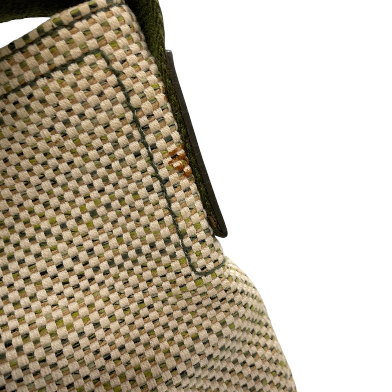 ハンティングワールド ヴィンテージ クラシック エレガント ドレスショルダーバッグ 斜め掛け可 グリーン キャンバス レザー ゴールド金具 大容量 ワンショルダー 上品 高級 人気 定番 旅行 U11