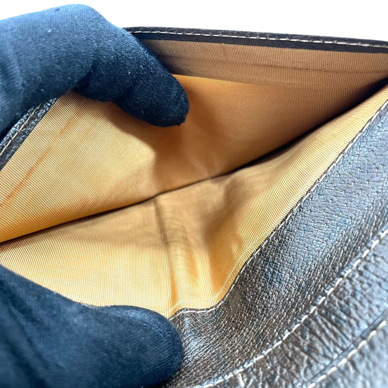 希少 オールドグッチ GUCCI 長財布 札入れ 二つ折り シェリーライン GGスプリーム PVC レザー 茶 ベージュ ヴィンテージ クレストロゴ ゴールド金具 コーナー金具 薄型 スリム メンズ レディース 男女兼用 財布 イタリア製 w5