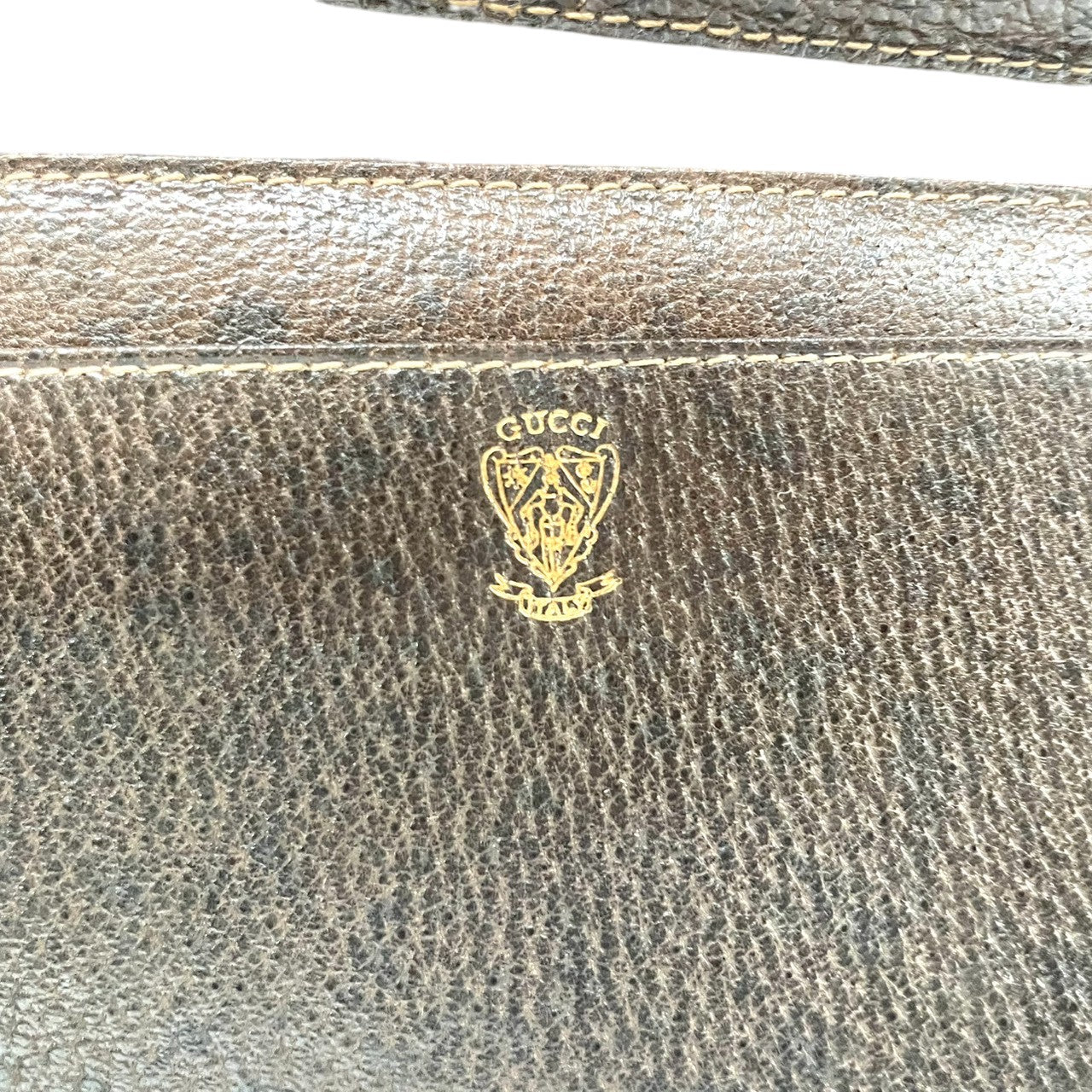 希少 オールドグッチ GUCCI 長財布 札入れ 二つ折り シェリーライン GGスプリーム PVC レザー 茶 ベージュ ヴィンテージ クレストロゴ ゴールド金具 コーナー金具 薄型 スリム メンズ レディース 男女兼用 財布 イタリア製 w5