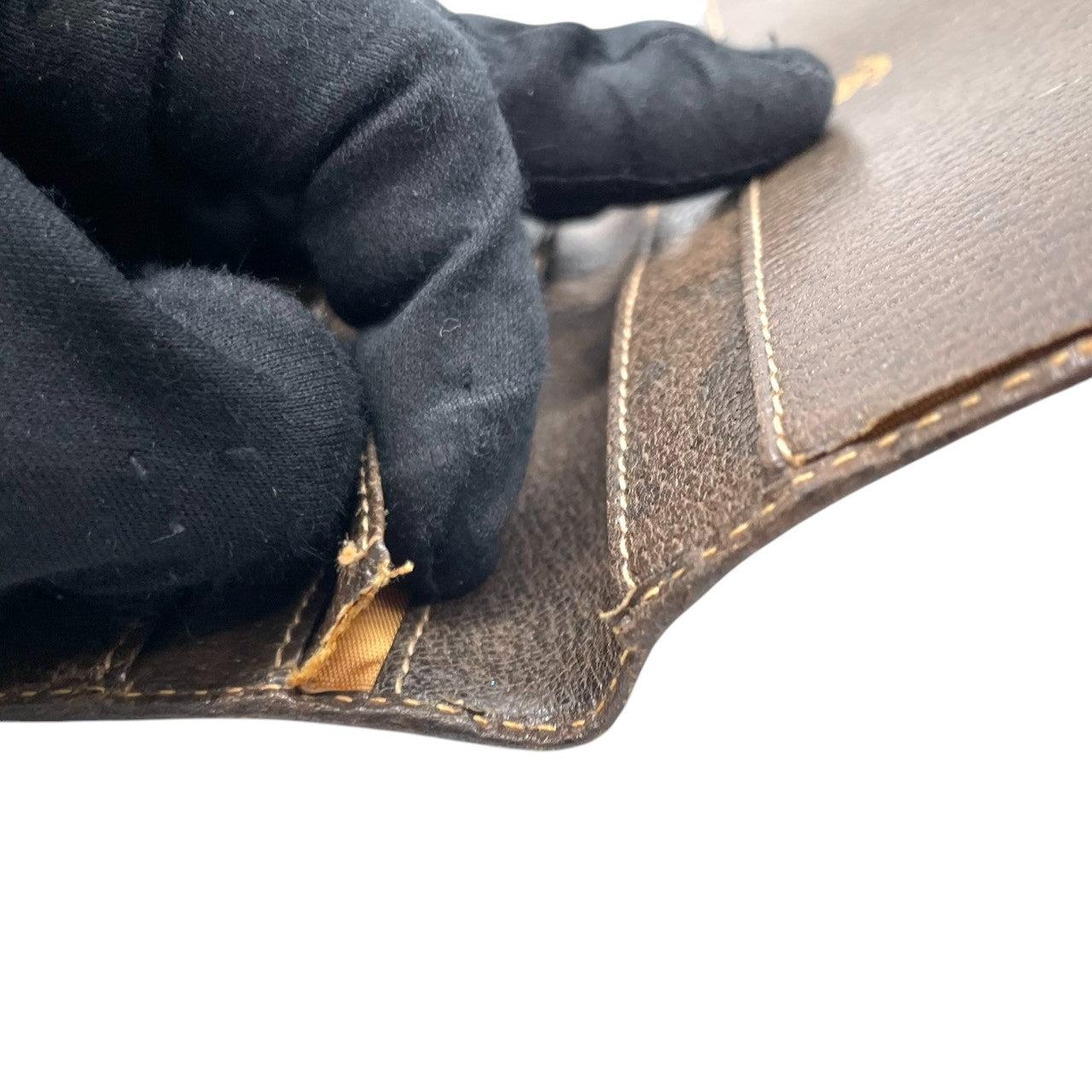 希少 オールドグッチ GUCCI 長財布 札入れ 二つ折り シェリーライン GGスプリーム PVC レザー 茶 ベージュ ヴィンテージ クレストロゴ ゴールド金具 コーナー金具 薄型 スリム メンズ レディース 男女兼用 財布 イタリア製 w5