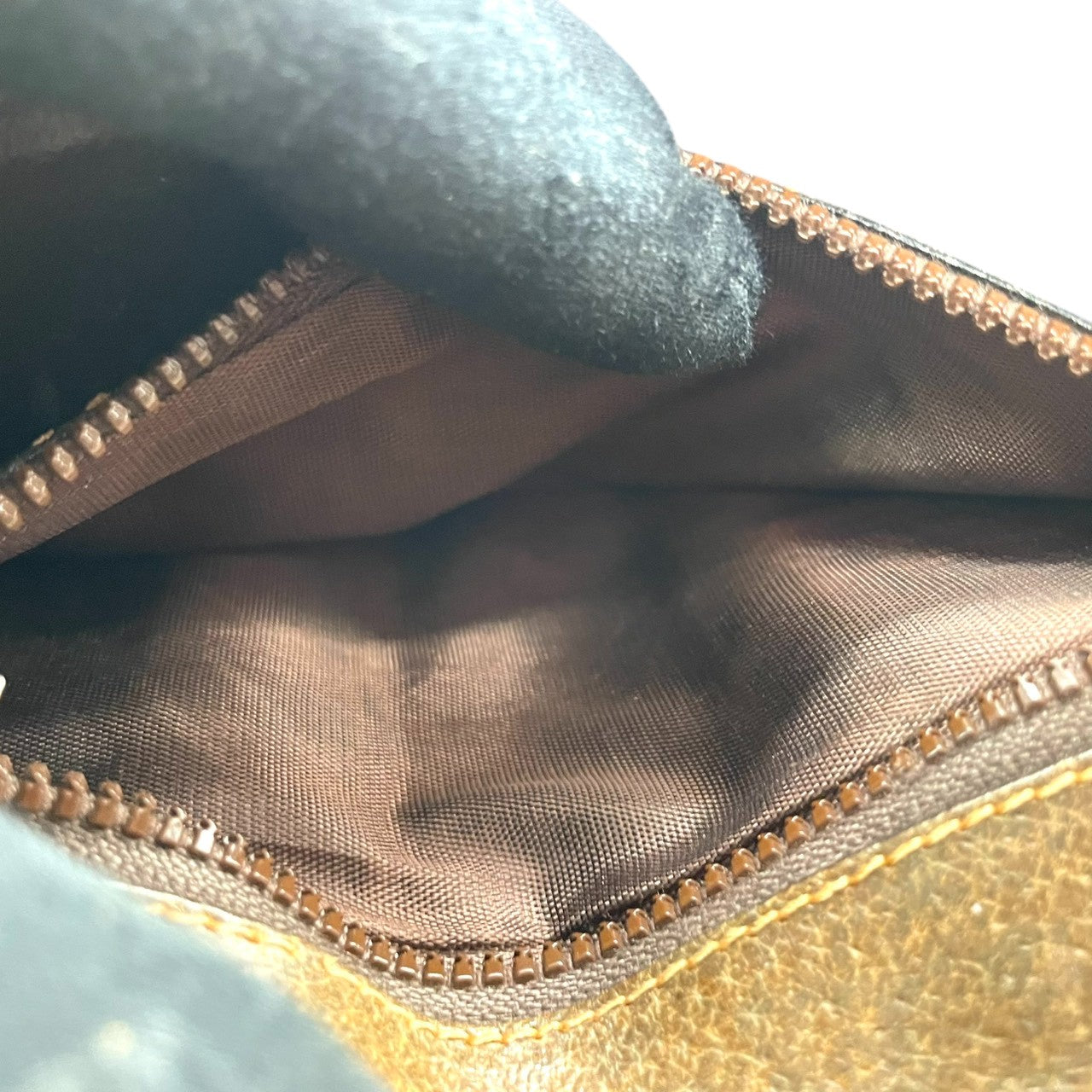 希少 オールドグッチ GUCCI PARFUMS ポーチ クラッチバッグ 小物入れ GGスプリーム シェリーライン インターロッキングG PVC レザー 茶 ヴィンテージ レトロ 化粧ポーチ コスメポーチ イタリア製 レディース メンズ w5