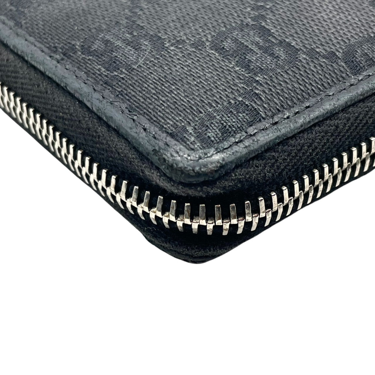 グッチ GUCCI 長財布 ラウンドファスナー ジップアラウンド GGキャンバス レザー 本革 ブラック 黒 ロゴプレート シルバー金具 大容量 収納力 ウォレット サイフ 定番 人気 メンズ レディース ユニセックス 男女兼用 イタリア製 鞄 かばん w5