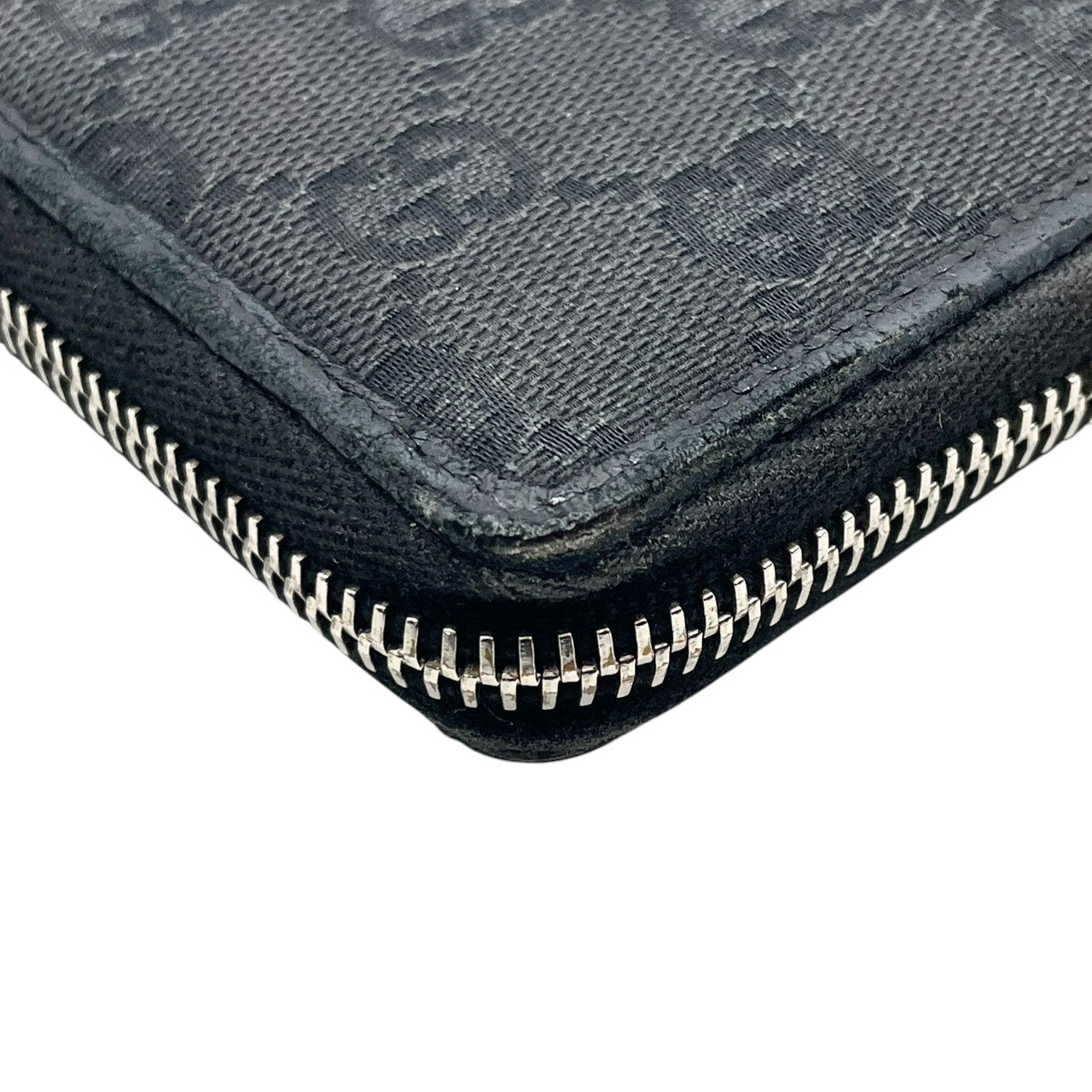 グッチ GUCCI 長財布 ラウンドファスナー ジップアラウンド GGキャンバス レザー 本革 ブラック 黒 ロゴプレート シルバー金具 大容量 収納力 ウォレット サイフ 定番 人気 メンズ レディース ユニセックス 男女兼用 イタリア製 鞄 かばん w5