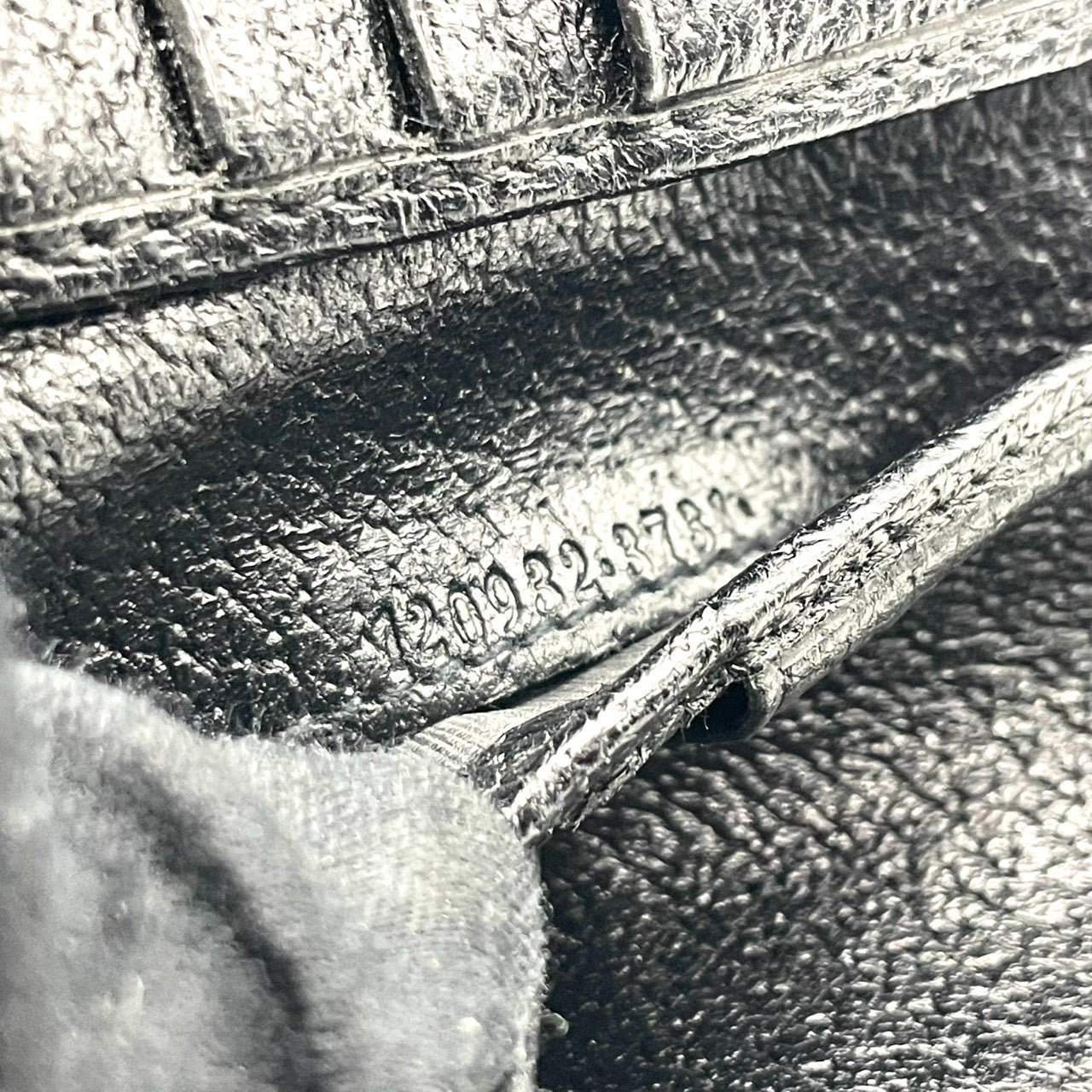 グッチ GUCCI エクリプス 三つ折り財布 Wホック コンパクトウォレット レザー 本革 ブラック 黒 サークルロゴ ロゴ金具 シルバー金具 120932 ヴィンテージ メンズ レディース ユニセックス 男女兼用 イタリア製 サイフ w5