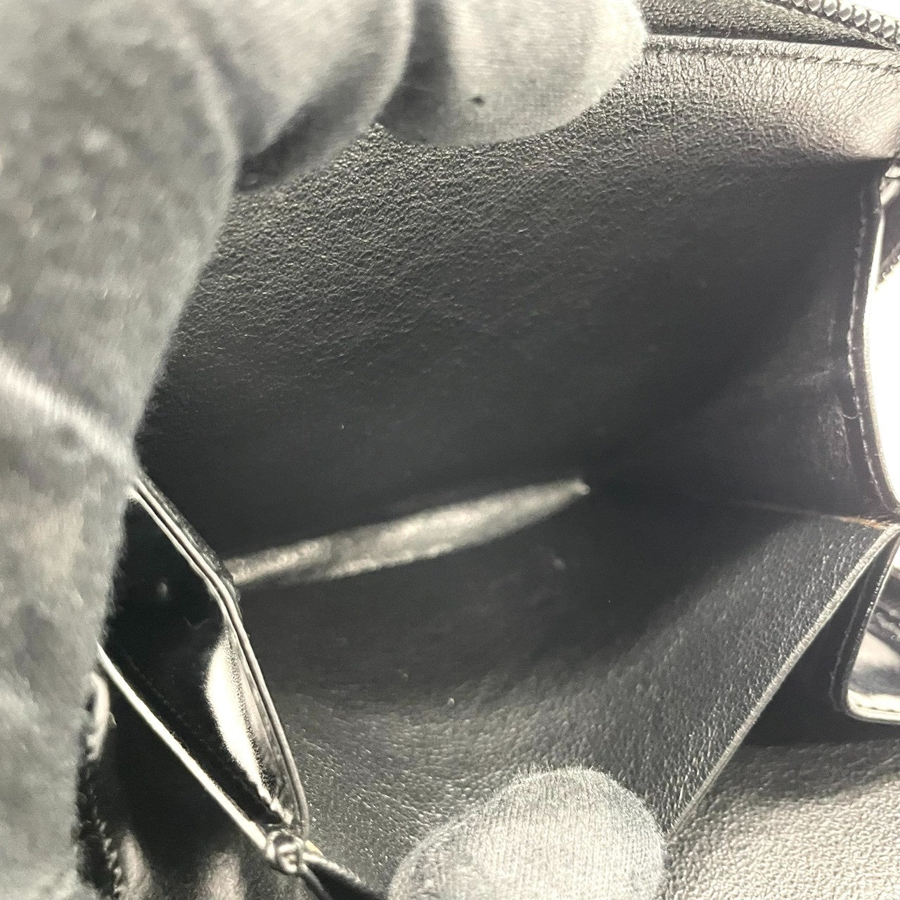 【美品】グッチ GUCCI バンブー ダブルファスナー コンパクトウォレット 二つ折り財布 ナイロン パテントレザー エナメル 黒 ブラック ラウンドジップ ミニ財布 コインケース 小銭入れ ヴィンテージ オールド イタリア製 レディース メンズ w5