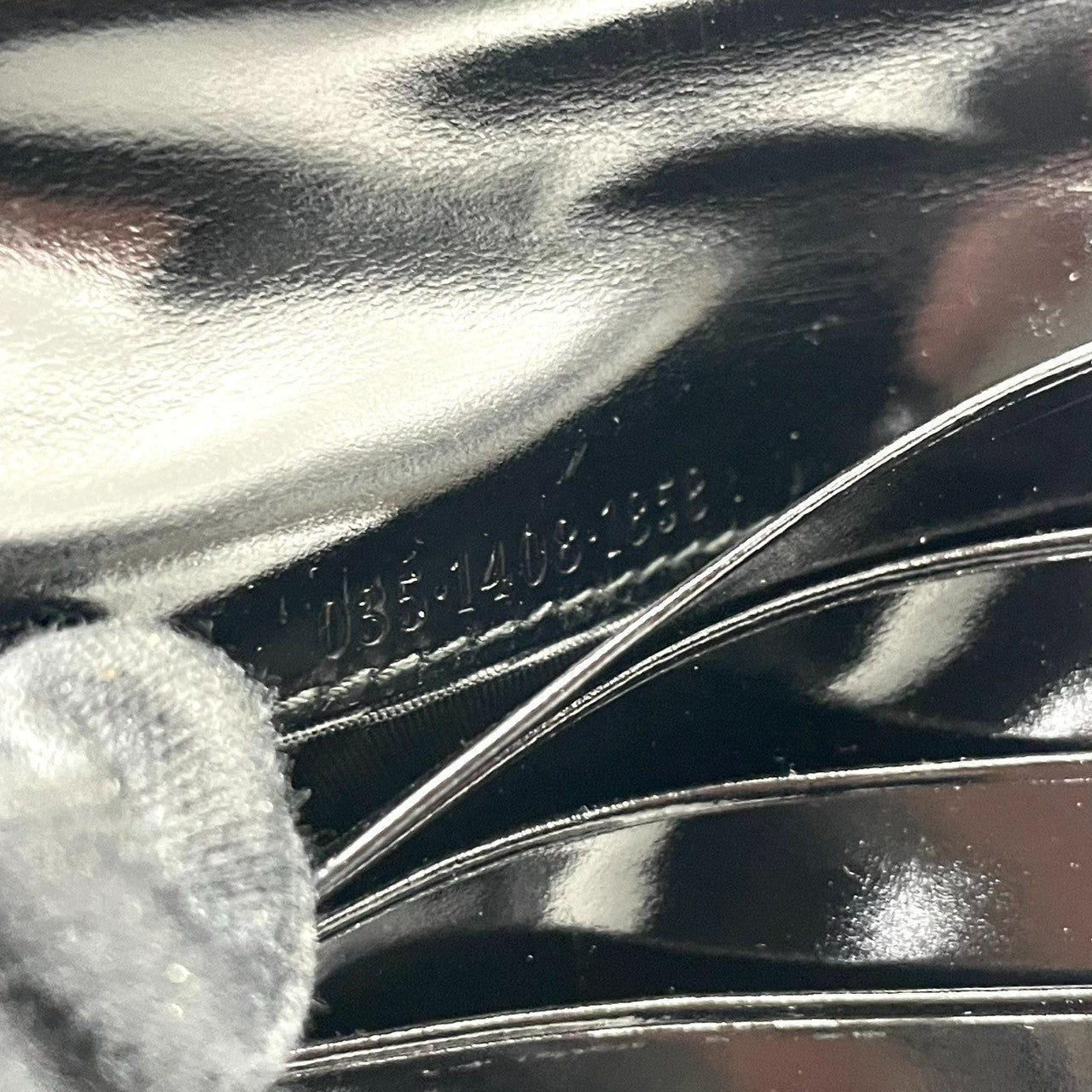 【美品】グッチ GUCCI バンブー ダブルファスナー コンパクトウォレット 二つ折り財布 ナイロン パテントレザー エナメル 黒 ブラック ラウンドジップ ミニ財布 コインケース 小銭入れ ヴィンテージ オールド イタリア製 レディース メンズ w5