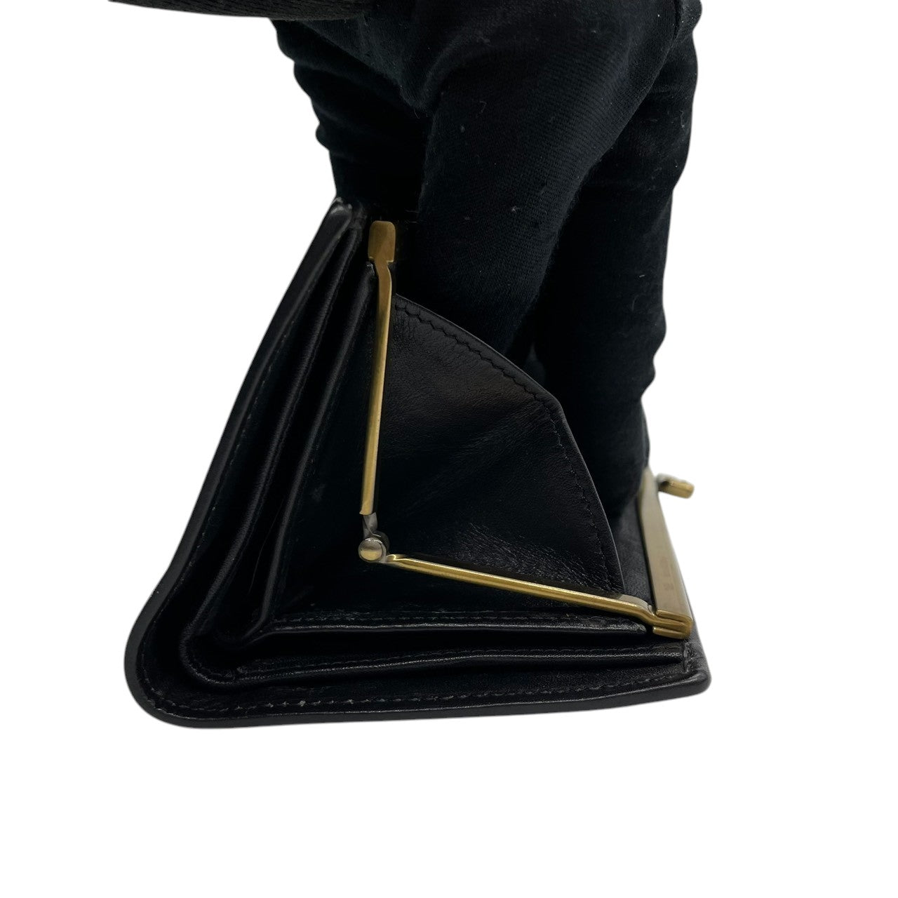 【美品】グッチ GUCCI 長財布 二つ折り がま口 ガマ口 GGキャンバス レザー 本革 ブラック 黒 ゴールド金具 Gロゴ ロング ウォレット レディース メンズ ユニセックス 男女兼用 スリム 薄型 ヴィンテージ レトロ クラシック オールドグッチ w5