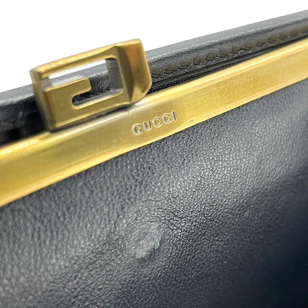 【美品】グッチ GUCCI 長財布 二つ折り がま口 ガマ口 GGキャンバス レザー 本革 ブラック 黒 ゴールド金具 Gロゴ ロング ウォレット レディース メンズ ユニセックス 男女兼用 スリム 薄型 ヴィンテージ レトロ クラシック オールドグッチ w5