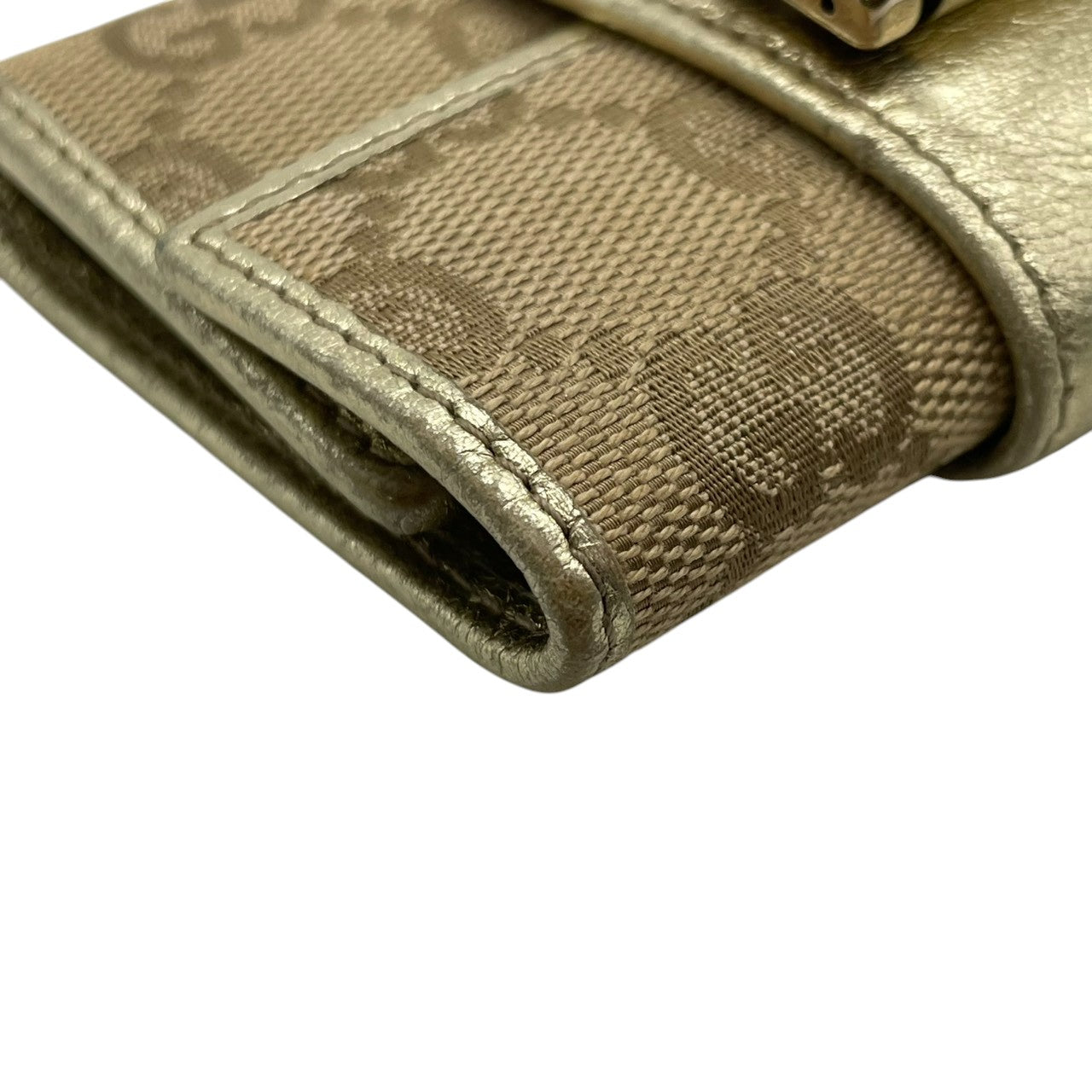 【美品】グッチ GUCCI キーケース 5連 GGキャンバス レザー アビー Dリング ベージュ ブラウン ゴールド メタリック レディース メンズ ユニセックス コンパクト ヴィンテージ レトロ クラシック w5