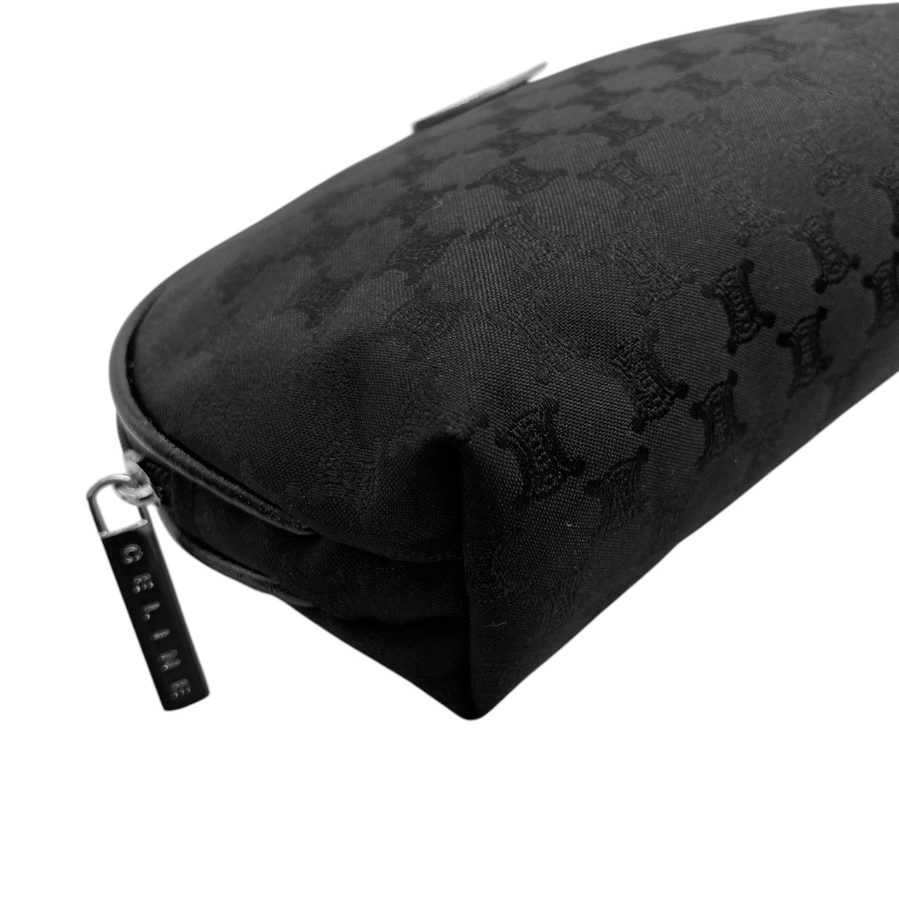 【未使用級】セリーヌ CELINE ポーチ 化粧ポーチ コスメポーチ 小物入れ トリオンフ マカダム 総柄 ロゴプレート ナイロン ブラック 黒 シルバー金具 レディース ノベルティ パルファム メイクポーチ トラベル 旅行 軽量 上品 エレガント 美品 m5