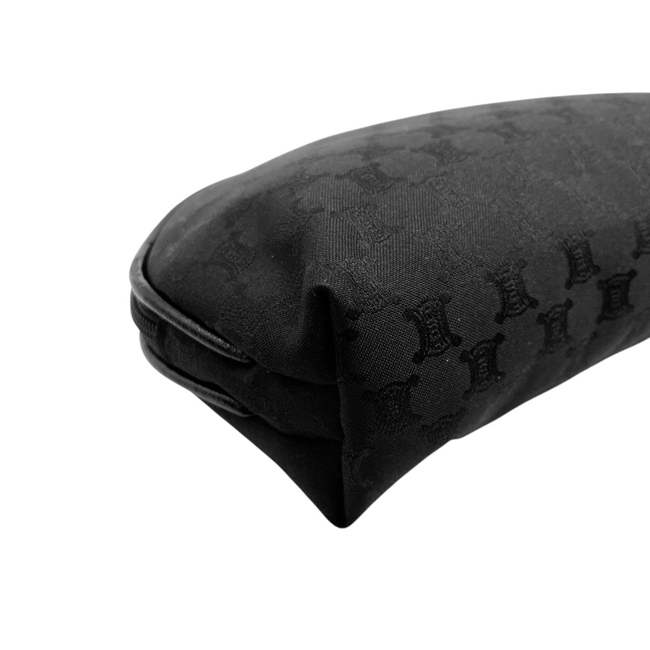 【未使用級】セリーヌ CELINE ポーチ 化粧ポーチ コスメポーチ 小物入れ トリオンフ マカダム 総柄 ロゴプレート ナイロン ブラック 黒 シルバー金具 レディース ノベルティ パルファム メイクポーチ トラベル 旅行 軽量 上品 エレガント 美品 m5